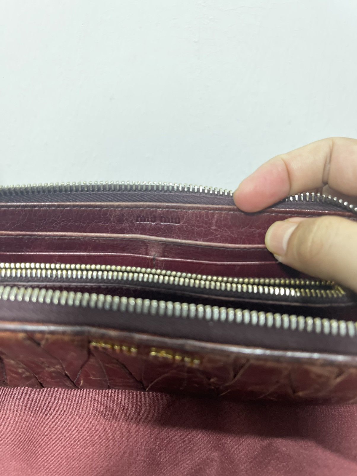 Miu Miu VINTAGE MIU MIU MATELASSÉ LEATHER ZIP-AROUND WALLET Size ONE SIZE - 5 Thumbnail