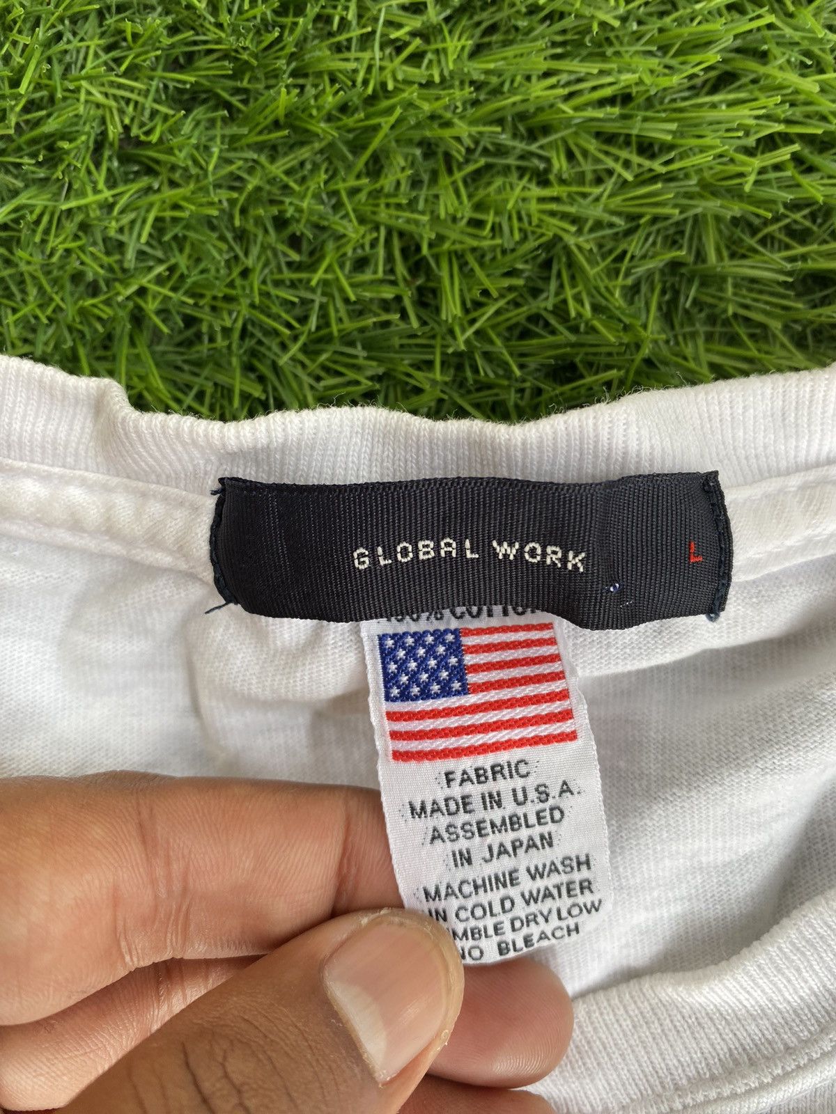Japanese Brand Global Work Long Sleeve Photo Tee Size US L / EU 52-54 / 3 - 4 Thumbnail