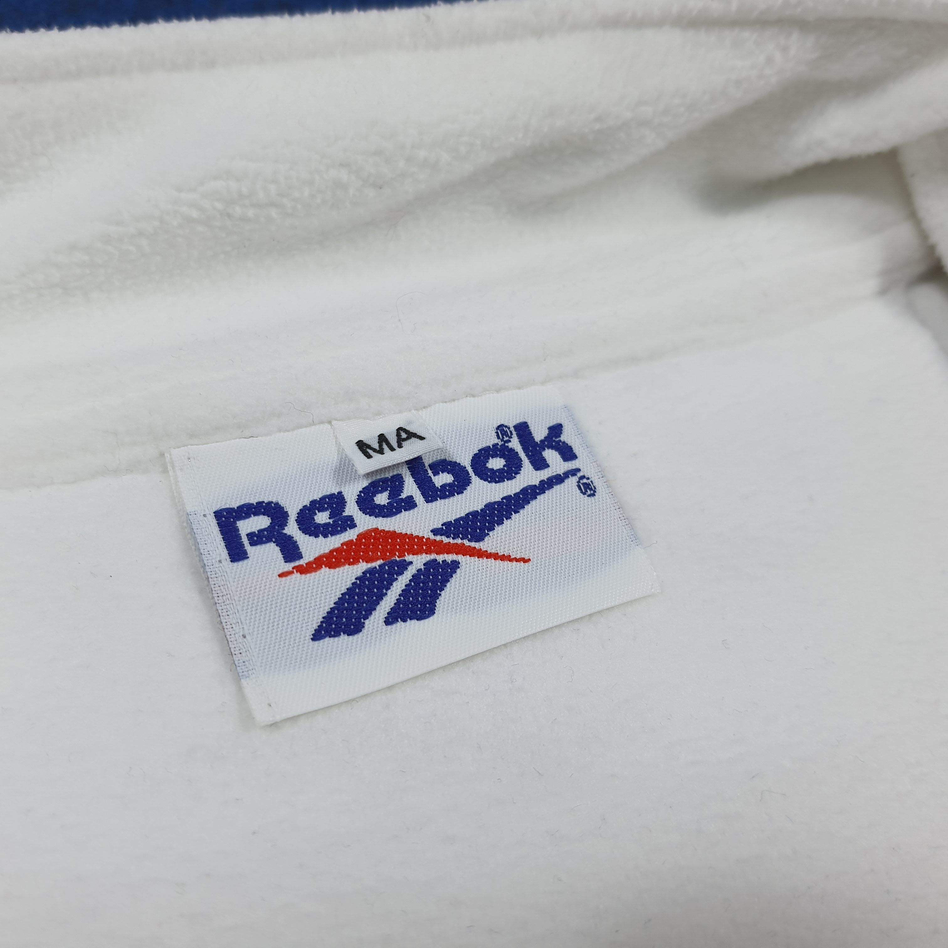 Reebok Vintage Reebok Sportswear Half Zipper Sweatshirt C303N17 Size US L / EU 52-54 / 3 - 7 Thumbnail