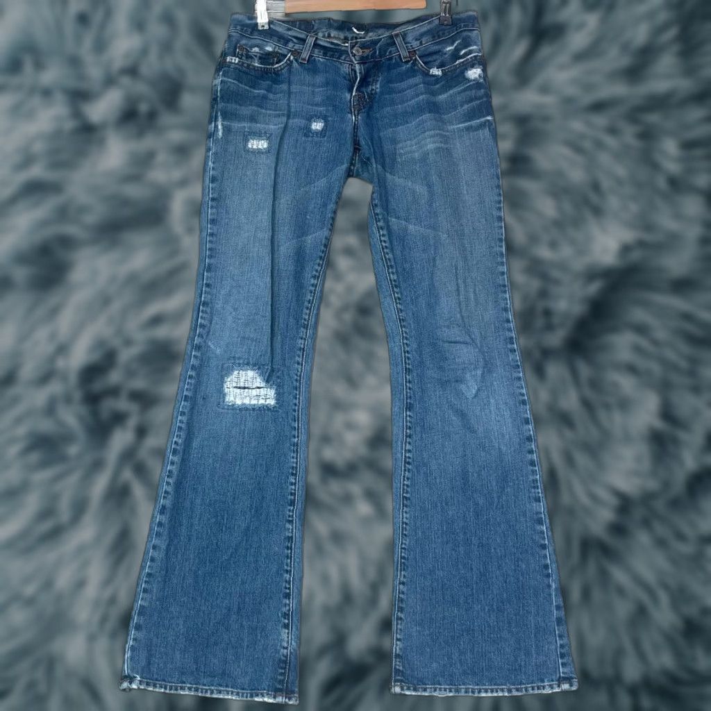 Lucky Brand VTG Lucky Brand Jeans Women 28 Blue Denim Low Rise Boot Flare Stretch USA Cowboy Logo Western 5-Pocket Design Inseam 32.5 in Bagged Size 28" / US 6 / IT 42 - 1 Thumbnail