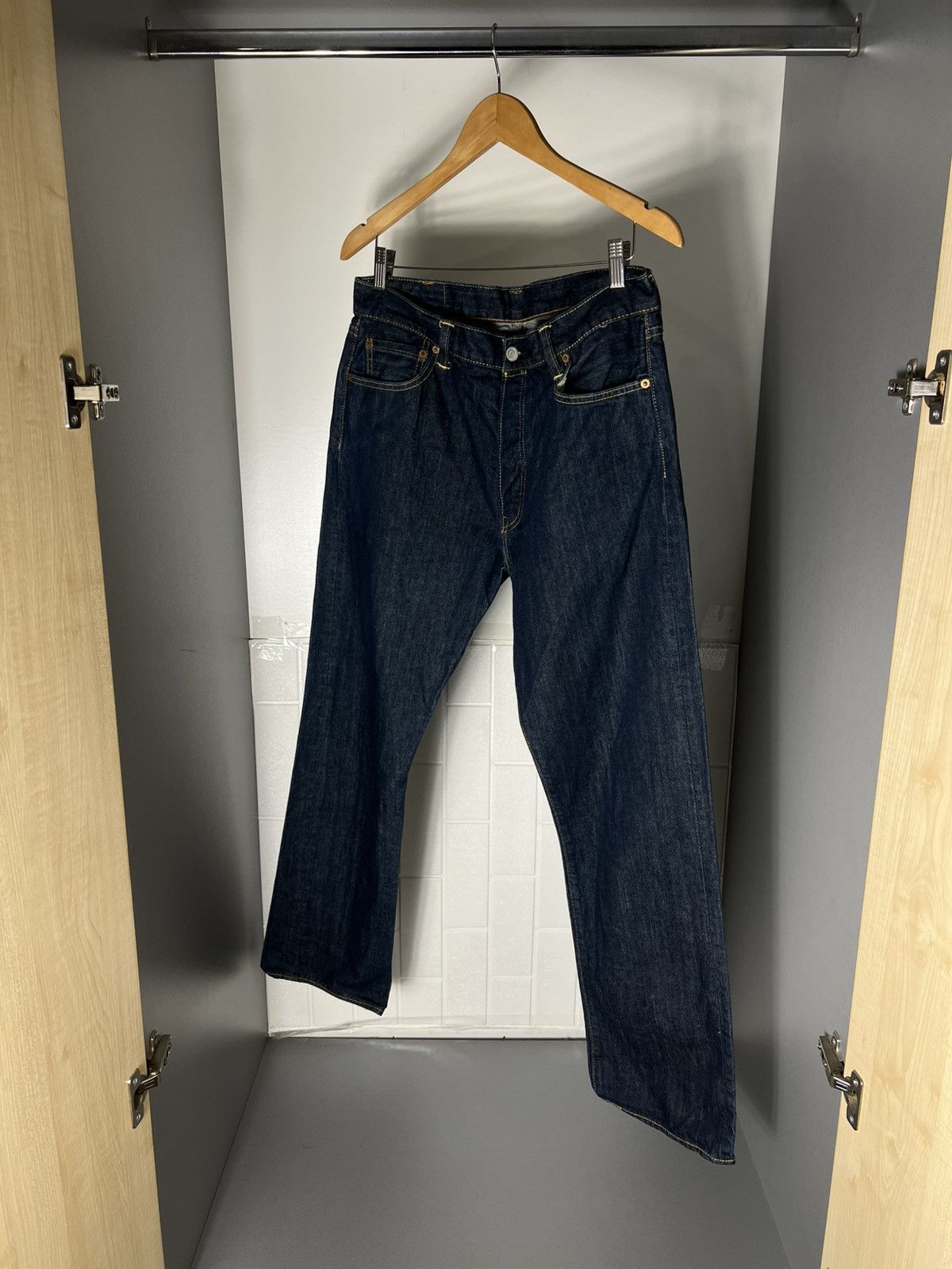 Levi's VINTAGE LEVI’S 501 CLOTHING MADE & CRAFTED DENIM JEANS CASUAL DESIGNER Y2K USA 90s Size US 36 / EU 52 - 10 Thumbnail