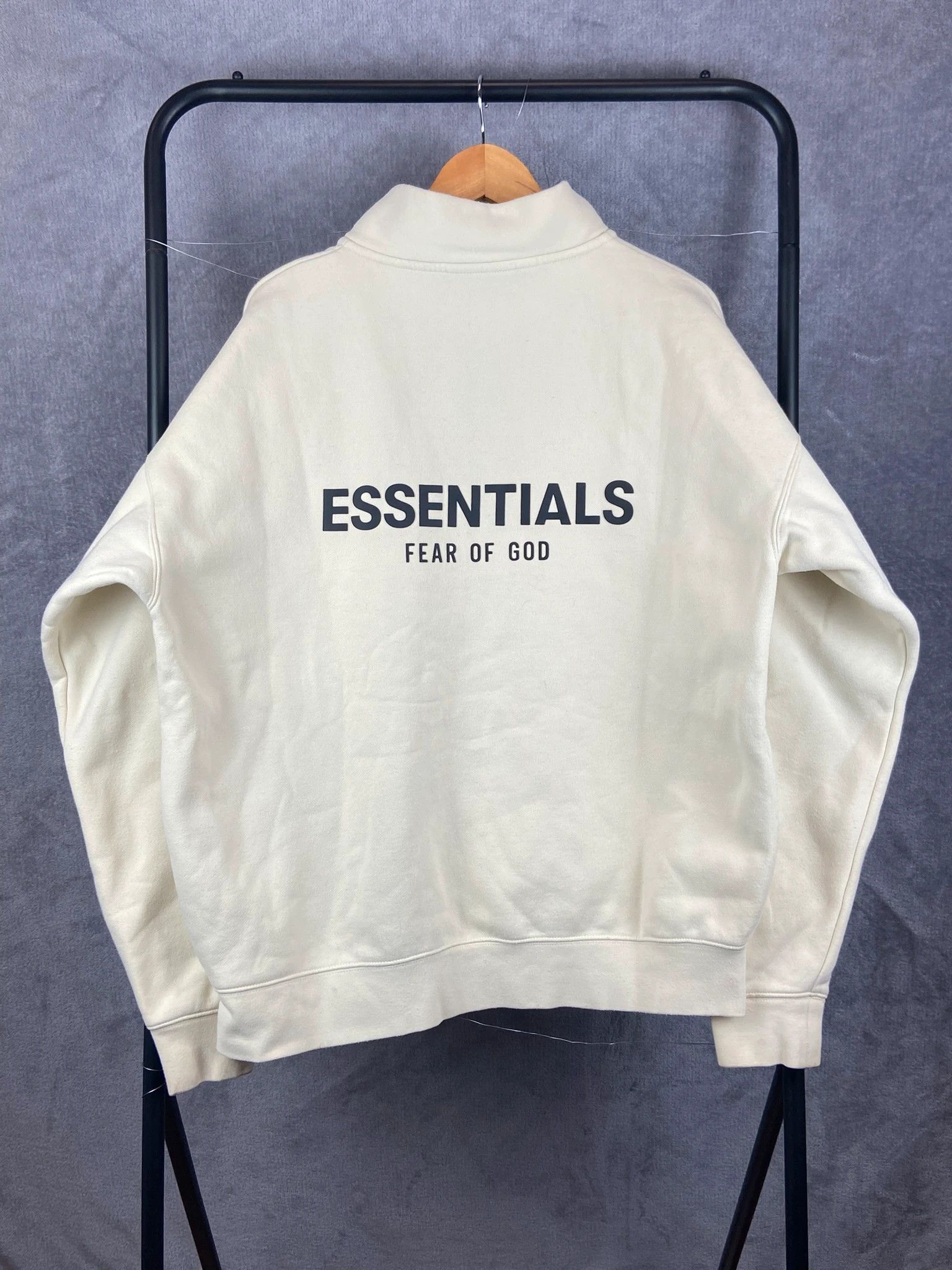 Fear of God Fear of God Essentials Beige Half-Zip Sweatshirt Staple (M) Size US M / EU 48-50 / 2 - 1 Thumbnail