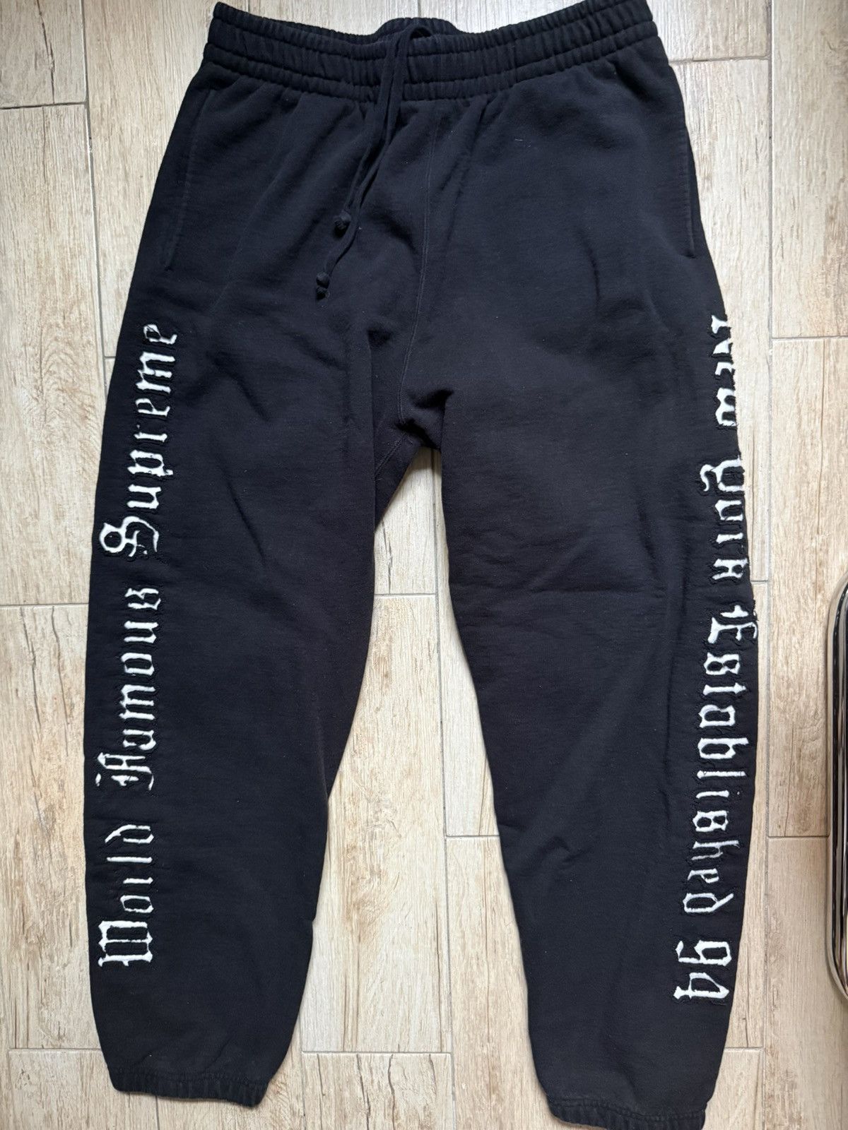 Supreme Supreme Contrast Cut Out Sweatpants Size US 30 / EU 46 - 2 Thumbnail