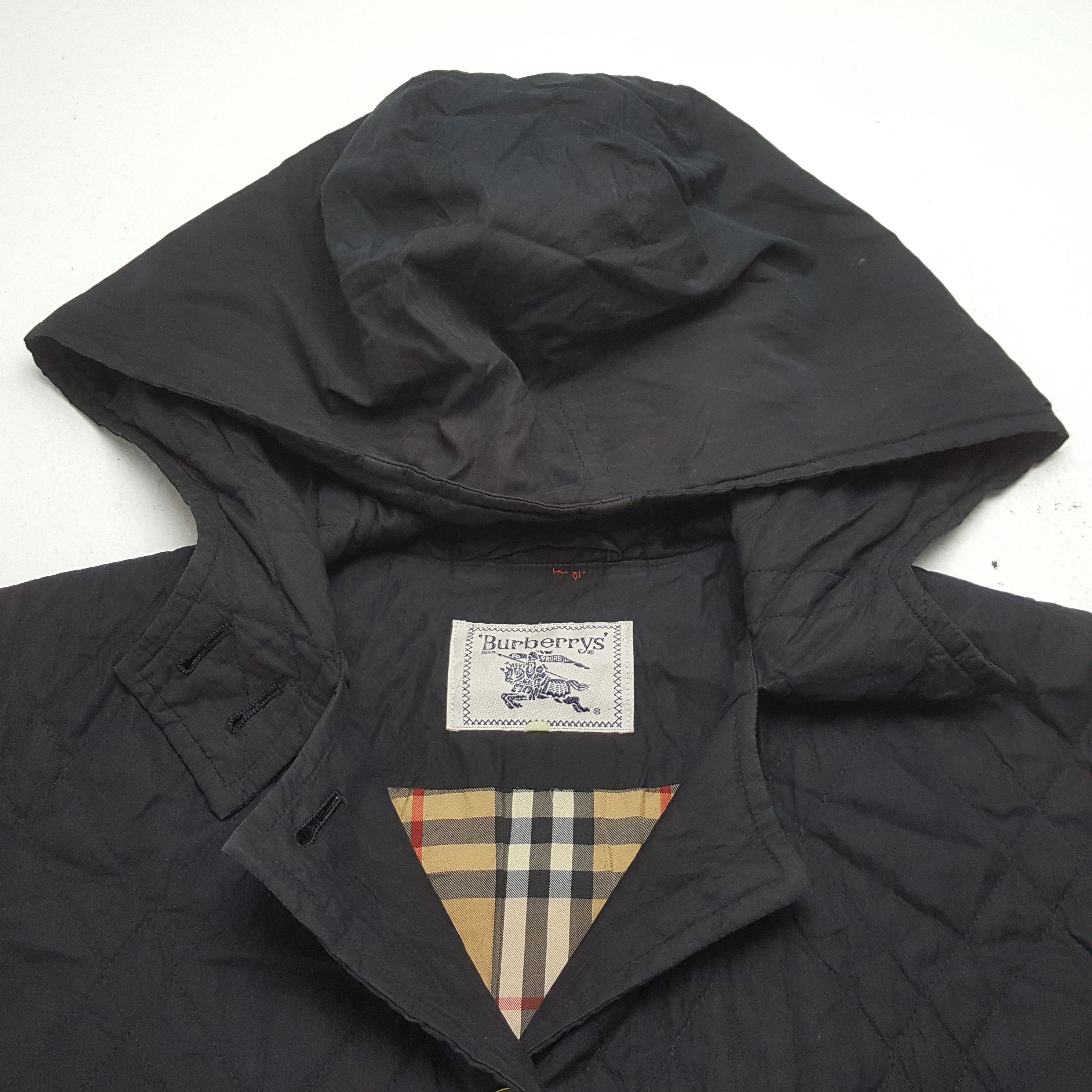 Burberry Vintage Burberry London Fashion Brand Jacket C323N13 Size US L / EU 52-54 / 3 - 5 Thumbnail