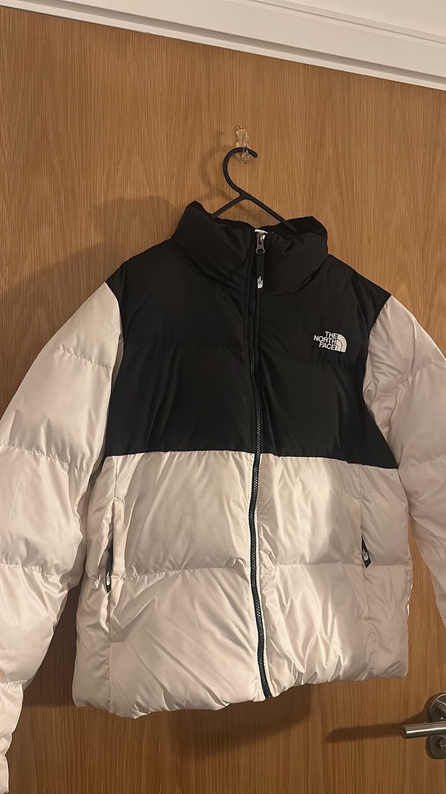 The North Face The North Face White Jacket Size L / US 10 / IT 46 - 2 Thumbnail