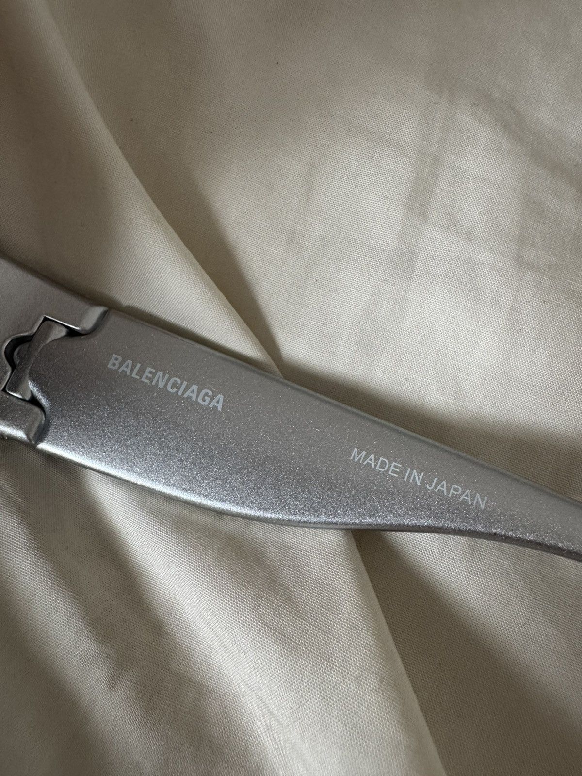 Balenciaga Balenciaga Swift Oval Sunglasses Silver Size ONE SIZE - 9 Thumbnail