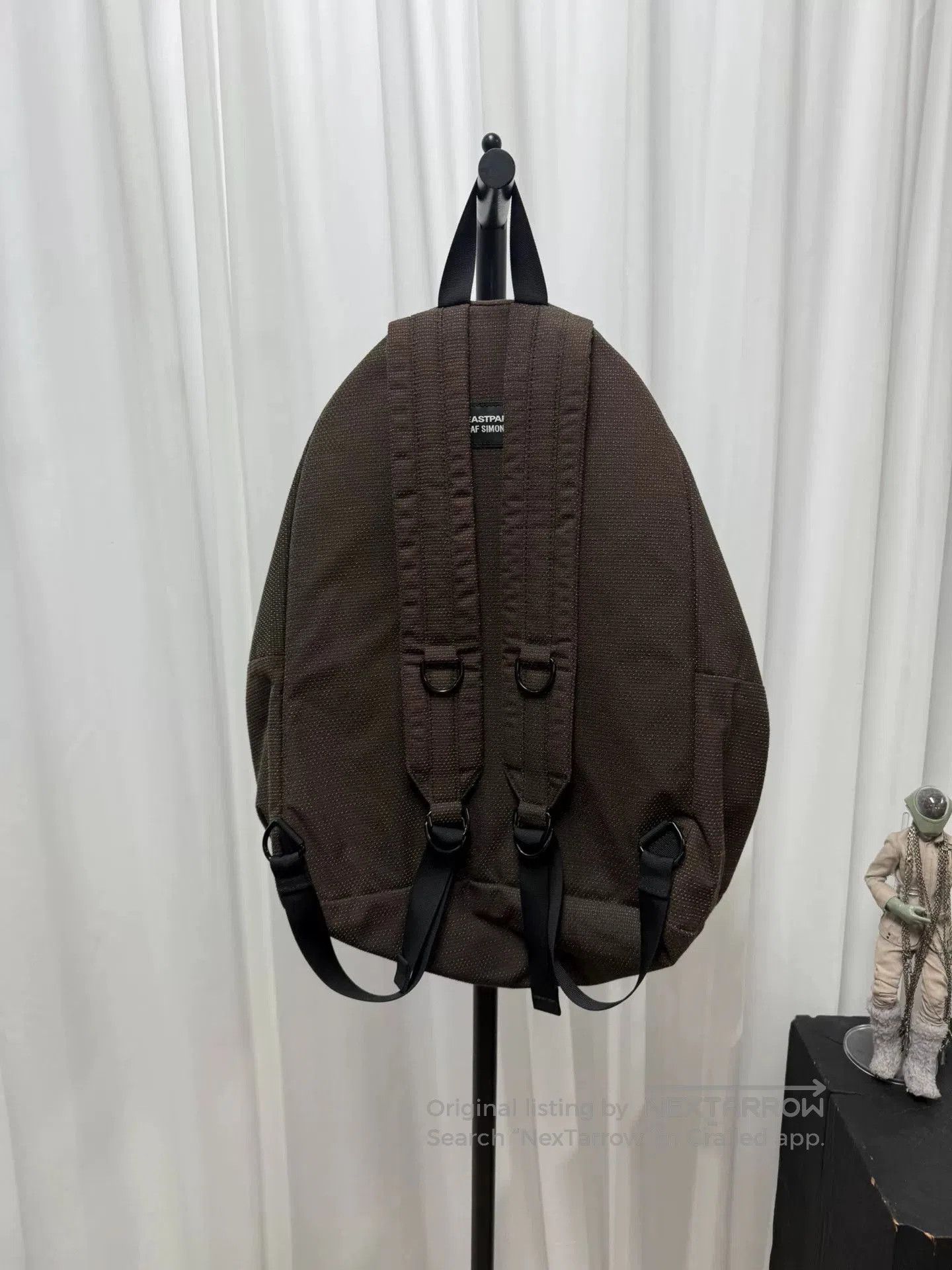 Raf Simons raf simons plush chain backpack in brown. Size ONE SIZE - 5 Thumbnail