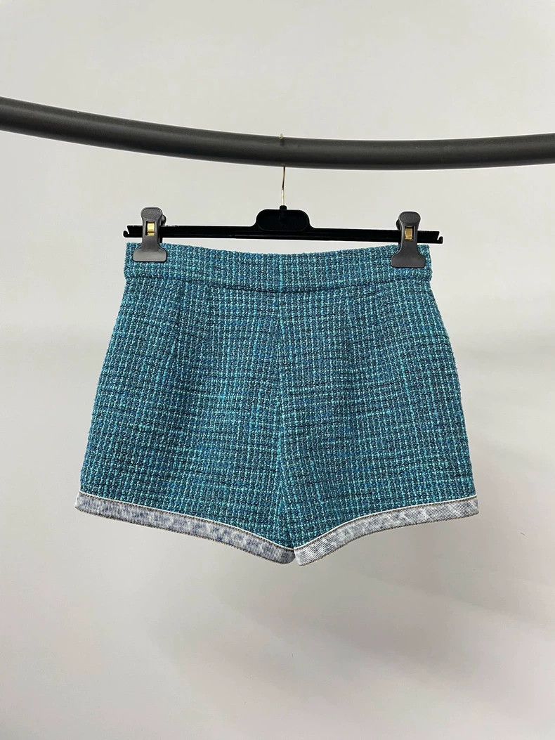 Chanel Chanel 22P Peacock Blue Tweed Woven Shorts Size 42" / US 20 - 2 Thumbnail