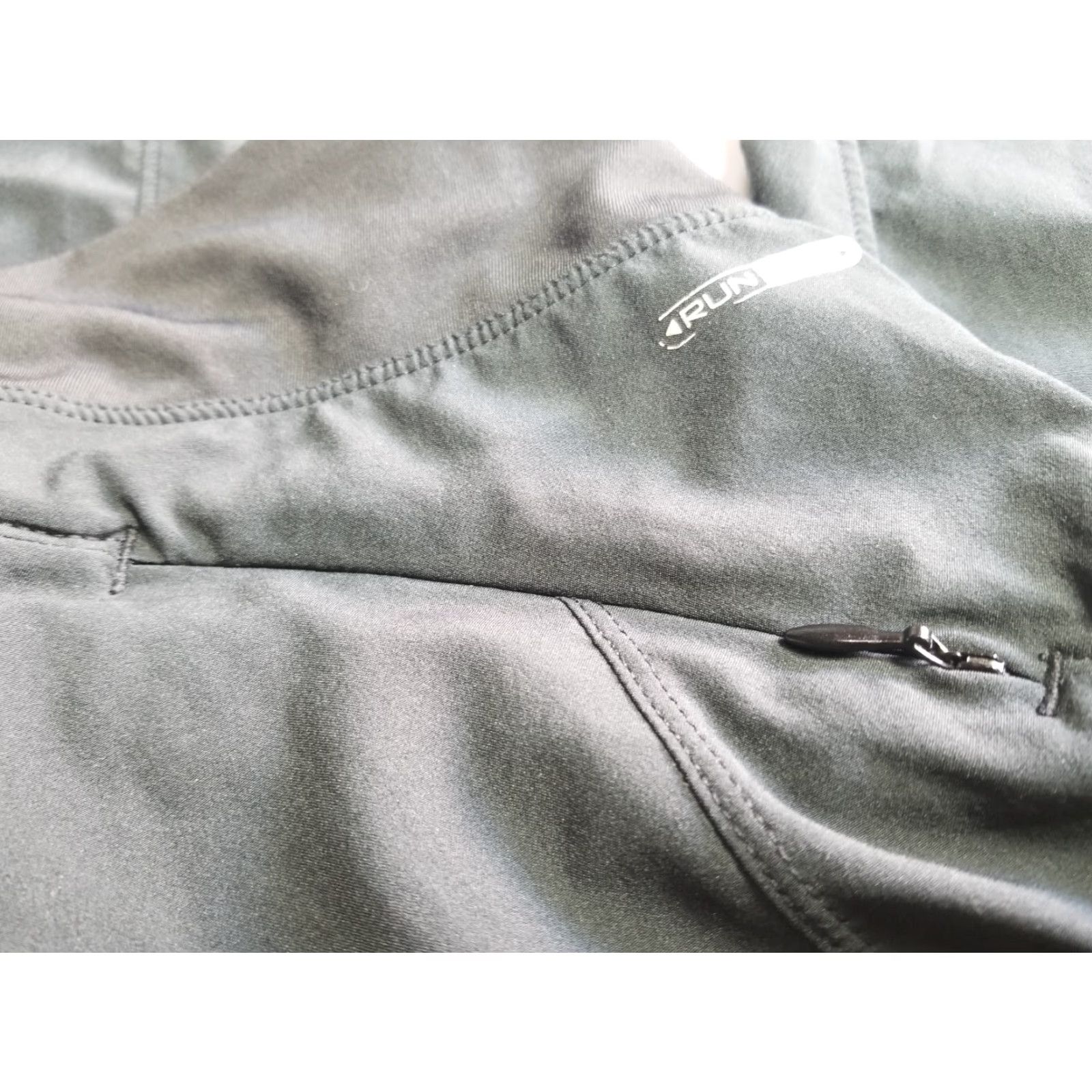 Saucony Saucony Jogger Pants Women XS Black Adjustable Waist Ankle Zip Pockets Running Tight Skinny Brand: Saucony Size 26" / US 2 / IT 38 - 7 Thumbnail