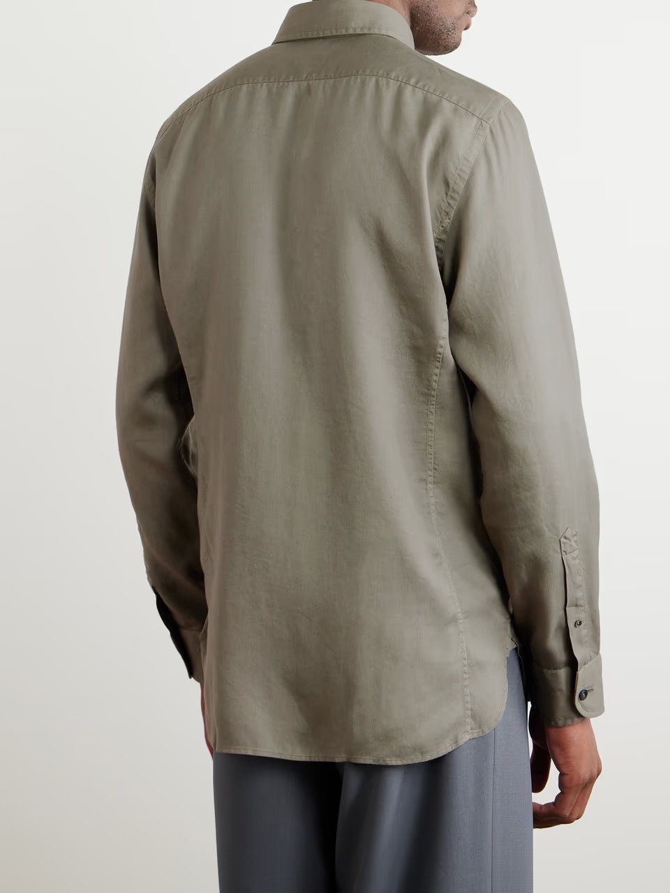 Tom Ford o1y0425 Solid Color Shirt in Khaki Size US M / EU 48-50 / 2 - 4 Thumbnail