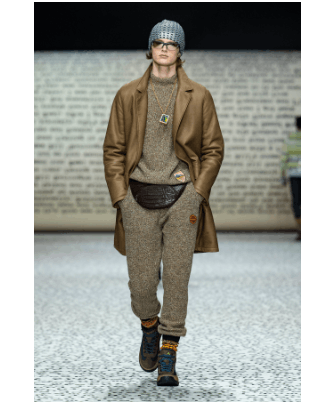 o1bcso1str0324 Sweaters in Beige