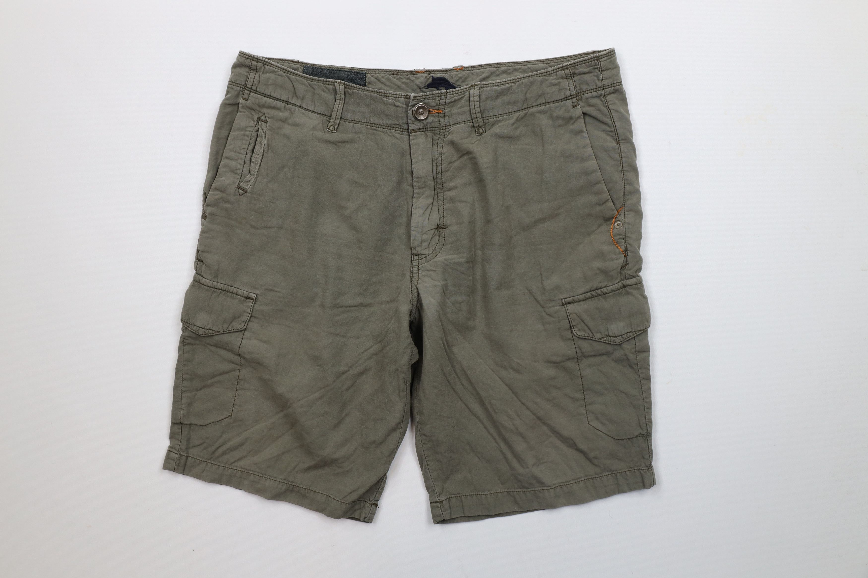 Tommy Bahama × Vintage Vintage Tommy Bahama Stonewash Above Knee Cargo Shorts Size US 33 - 1 Thumbnail
