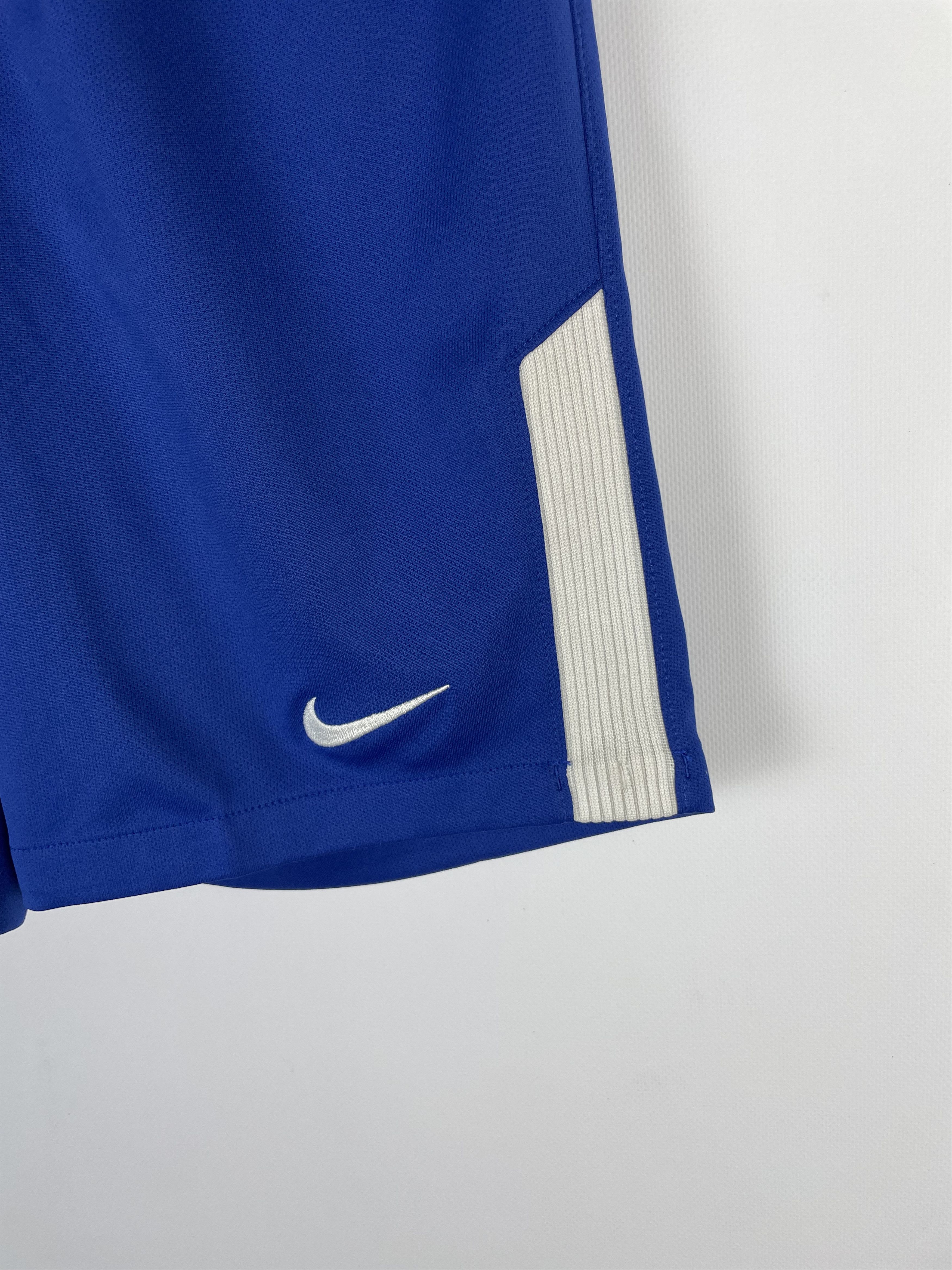 Chelsea Soccer Vintage Nike shorts Chelsea Size US 30 / EU 46 - 5 Thumbnail
