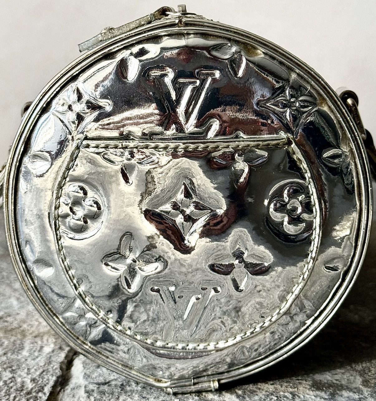 Louis Vuitton Louis Vuitton - Marc Jacobs - 2006 - Silver Miroir Papillon Size ONE SIZE - 14 Thumbnail