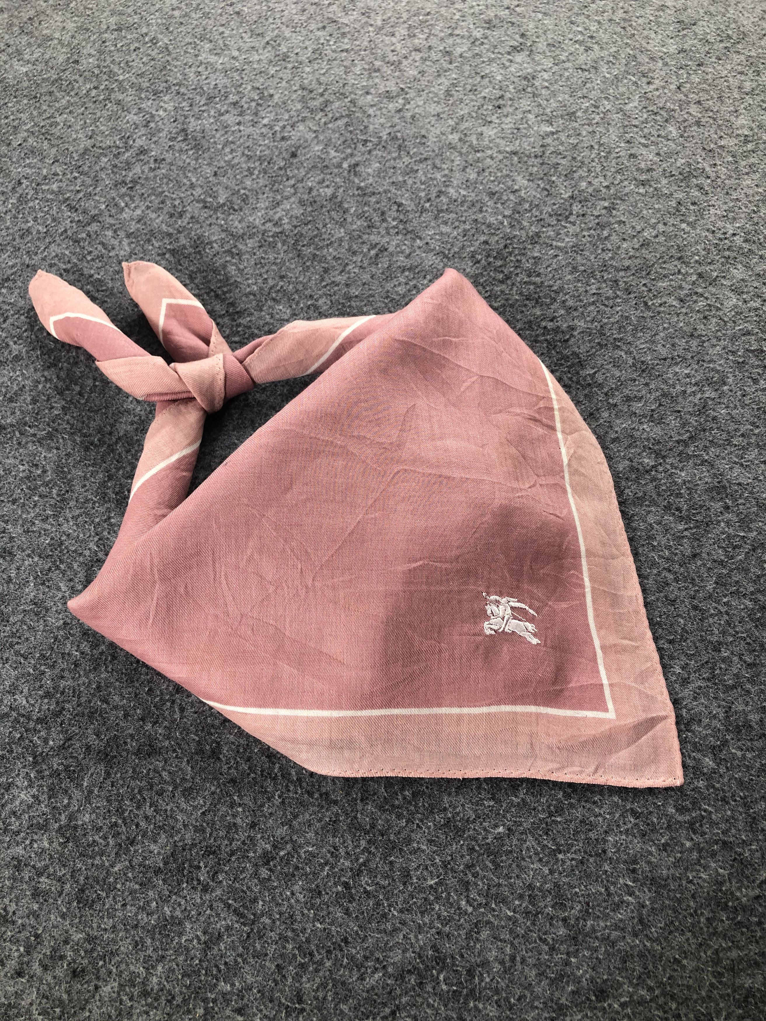 Burberry Burberry Handkerchief / Bandana / Neckerchief Size ONE SIZE - 2 Thumbnail