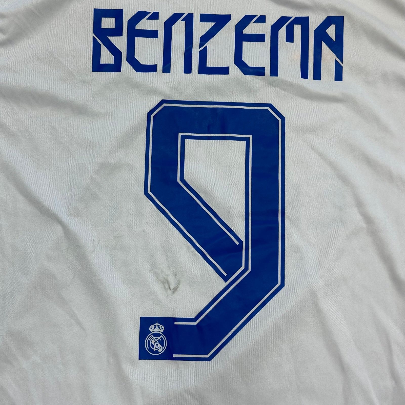 Adidas MLB Real Madrid 2021/22 home Benzema jersey Medium M B17 Size US M / EU 48-50 / 2 - 2 Thumbnail
