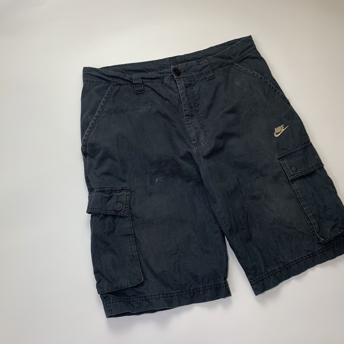 Nike Vintage Nike Faded Cargo Shorts Size M Size US 32 / EU 48 - 3 Thumbnail