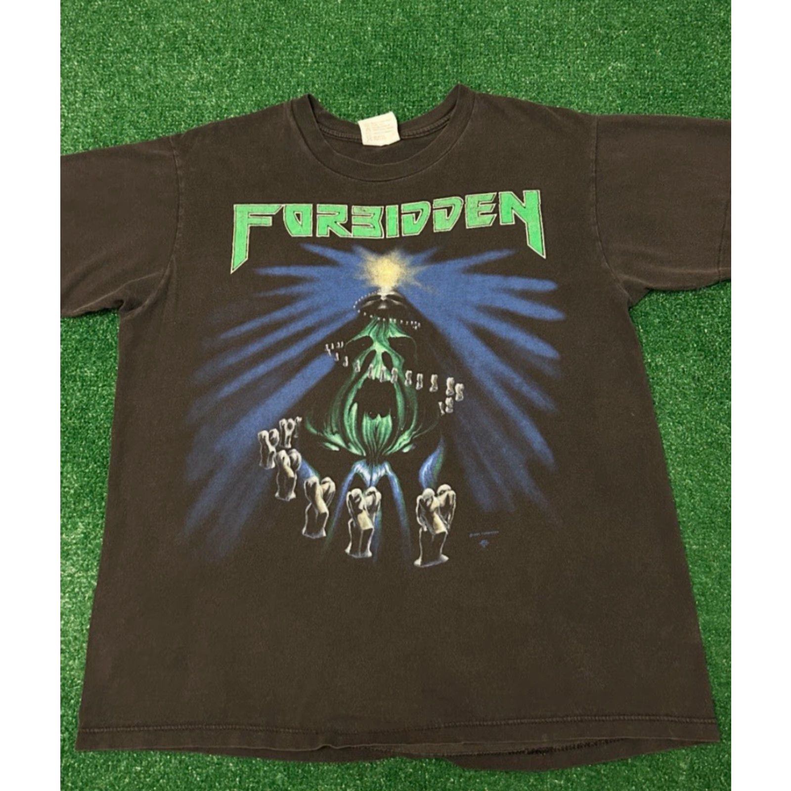 Twisted X VINTAGE Forbidden Twisted Tour Band Tee Thrash Metal Mens Large USA Tee Size US L / EU 52-54 / 3 - 4 Thumbnail