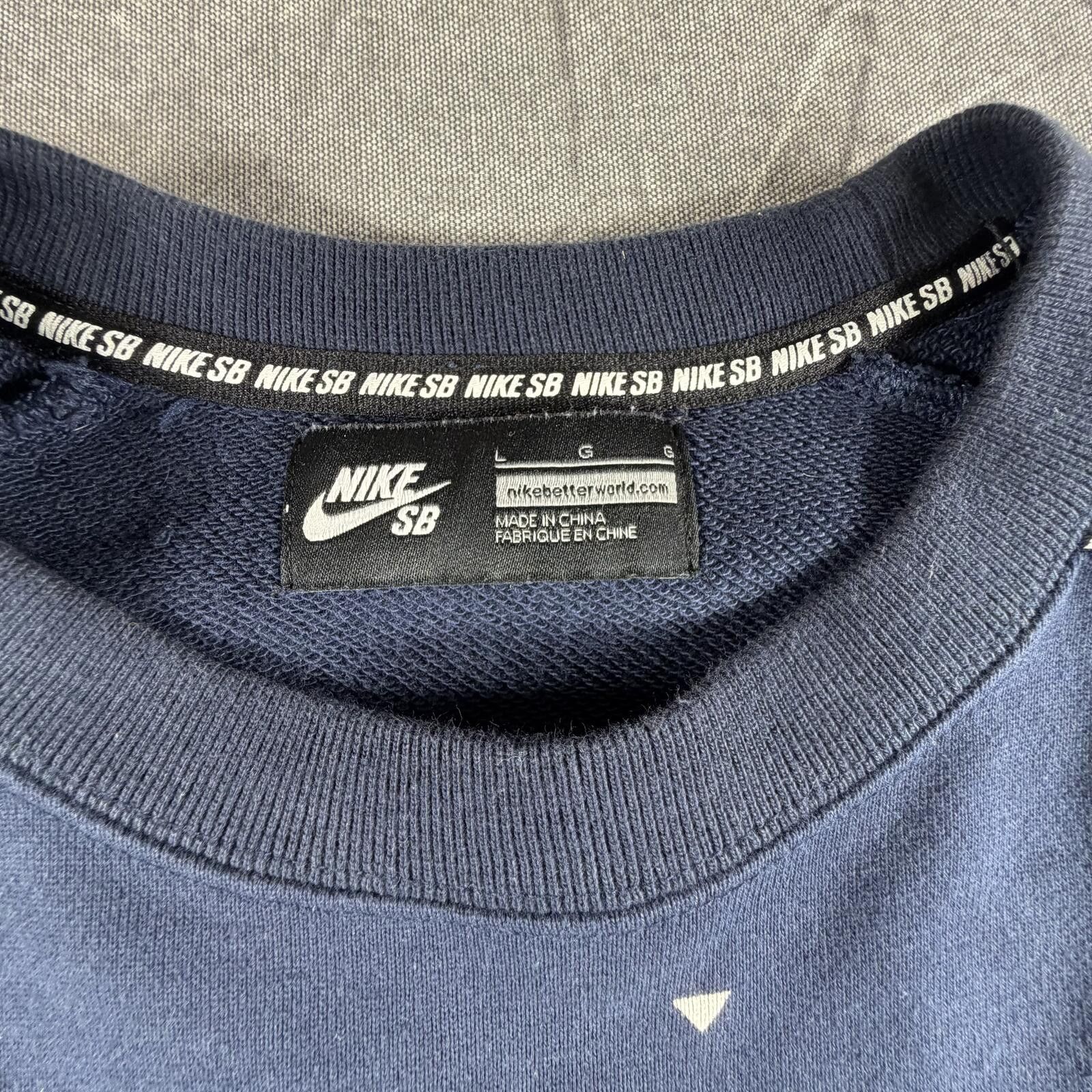 Nike Nike Sweater Men's L Navy SB Pullover Y2K Retro Vintage Size US L / EU 52-54 / 3 - 2 Thumbnail