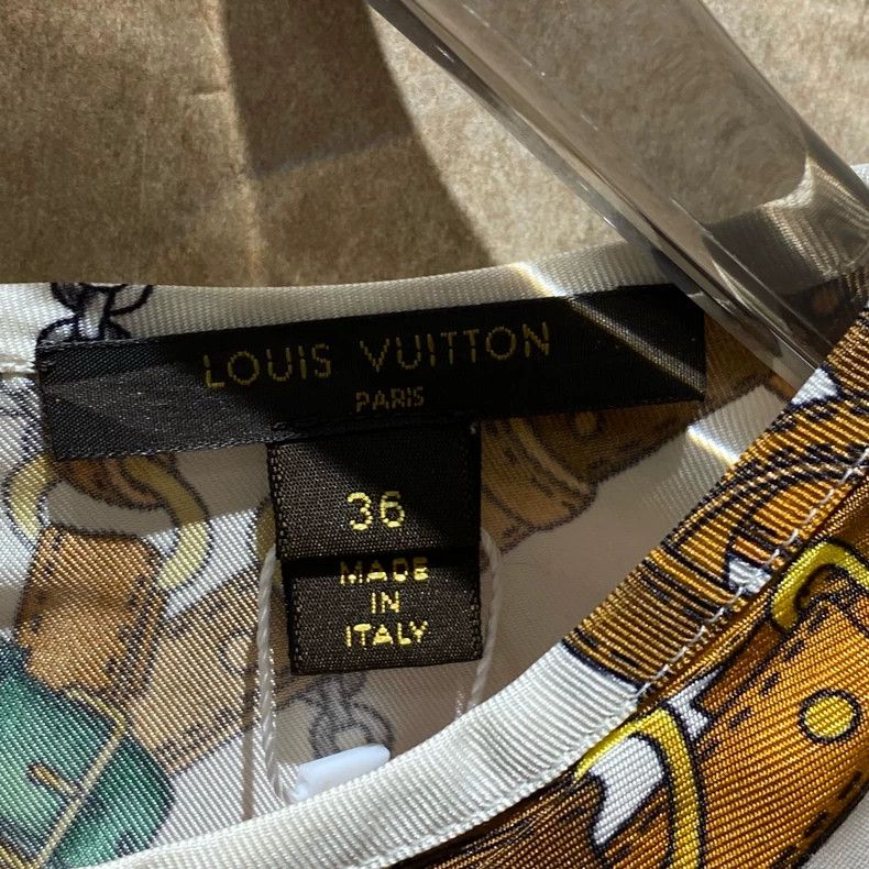 Louis Vuitton Louis Vuitton Chain printed mulberry silk shirt Size XS / US 0-2 / IT 36-38 - 3 Thumbnail