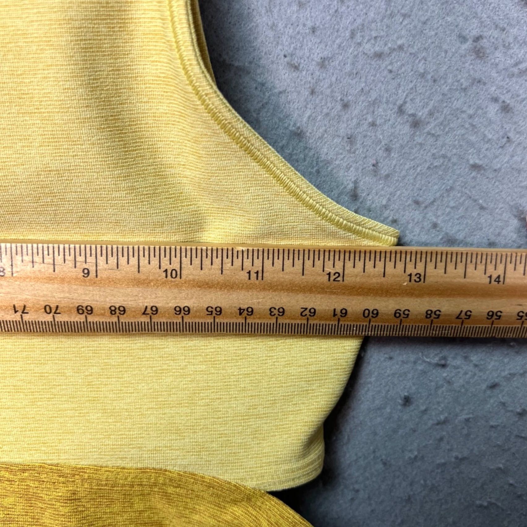 Outdoor Voices Outdoor Voices Womens XS Yellow Racerback Crop Tank Top Polyester Blend Sleeveless Cropped Activewear Tank Womens XS Yellow Racerback Crop Tank Size XS / US 0-2 / IT 36-38 - 5 Thumbnail