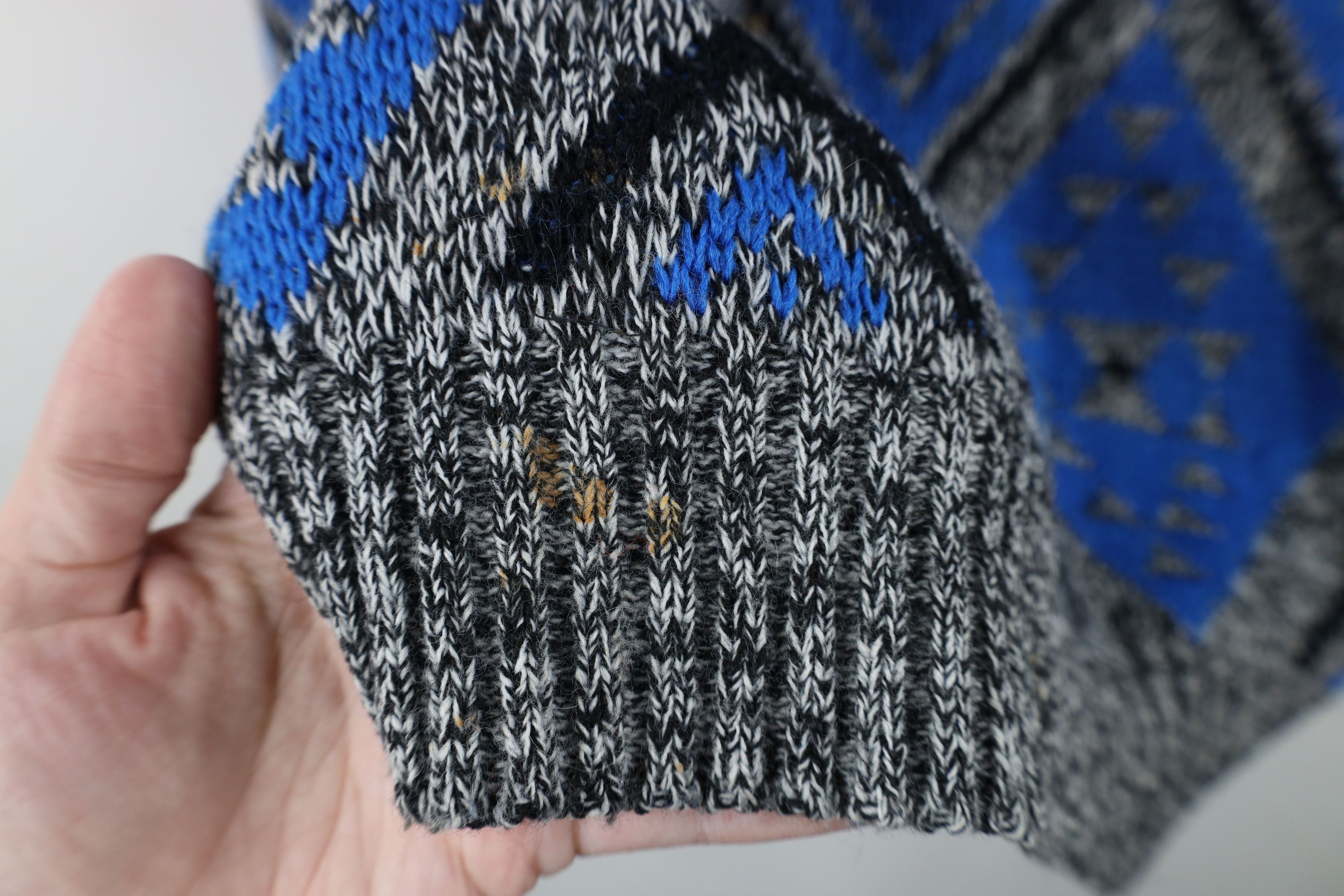 Vintage Vintage 90s Streetwear Fair Isle Diamond Knit Sweater USA Size XL / US 12-14 / IT 48-50 - 6 Thumbnail