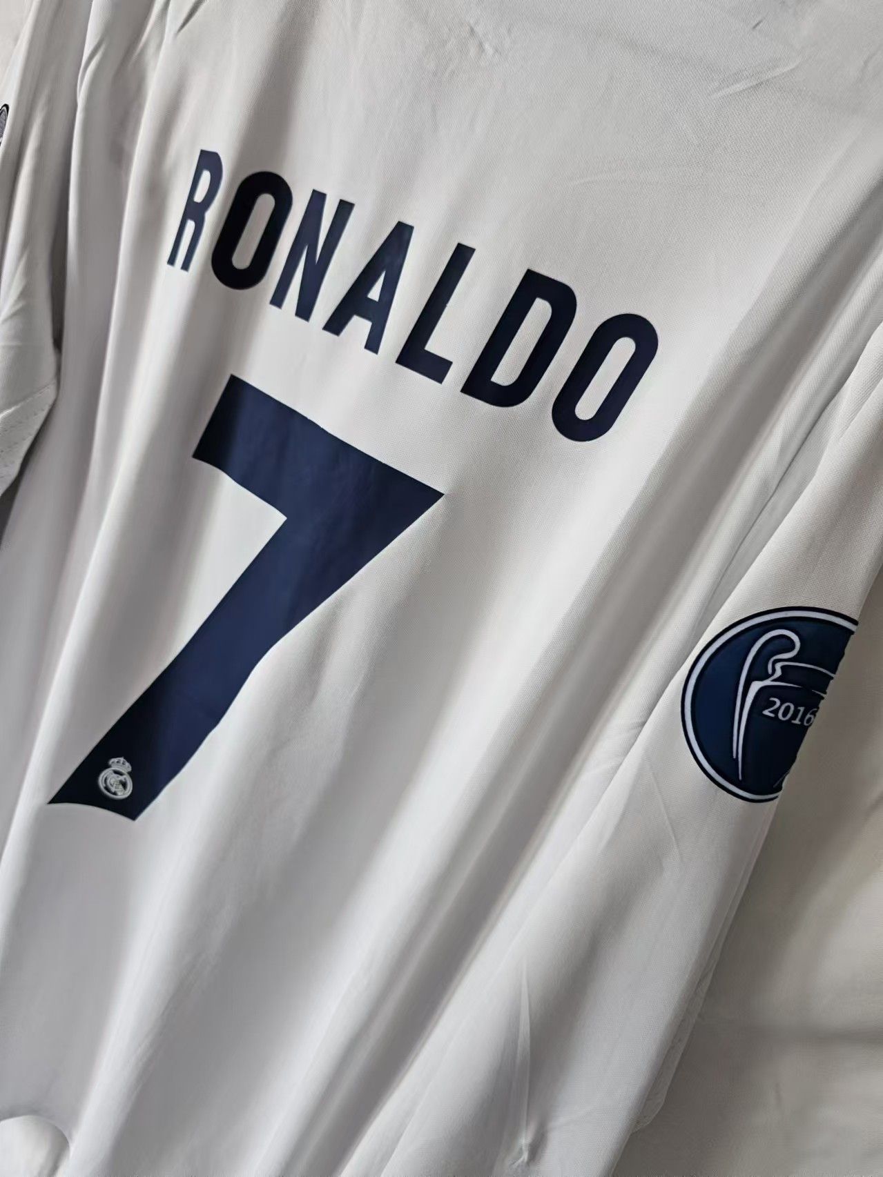 Other 2016 17 Real Madrid 7 C Ronaldo Jersey Home Longsleeve Size US XXL / EU 58 / 5 - 4 Thumbnail