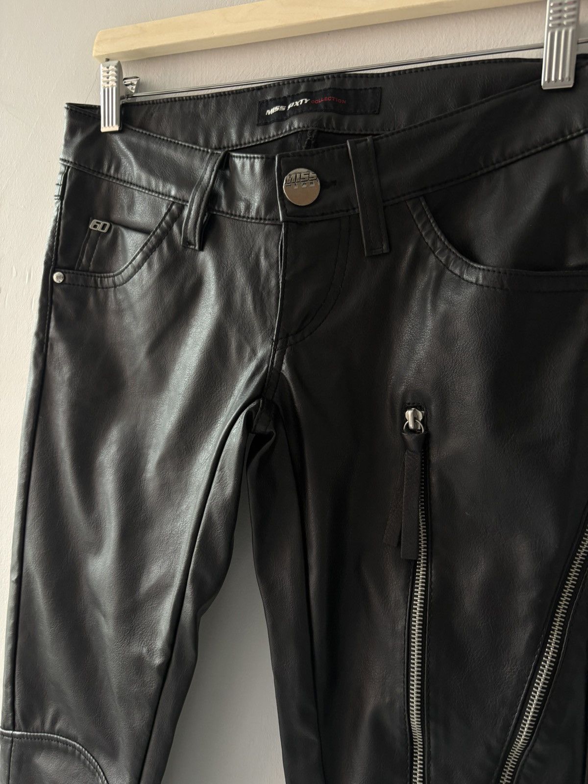 Miss Sixty Miss Sixty leather trousers Size 26" / US 2 / IT 38 - 7 Thumbnail