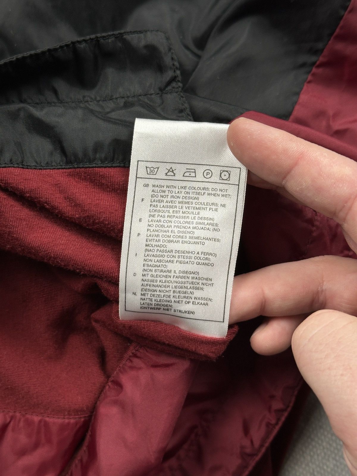 Nike Vintage Y2K Nike Swoosh Hooded Windbreaker Vest Black Red Size US XS / EU 42 / 0 - 15 Thumbnail