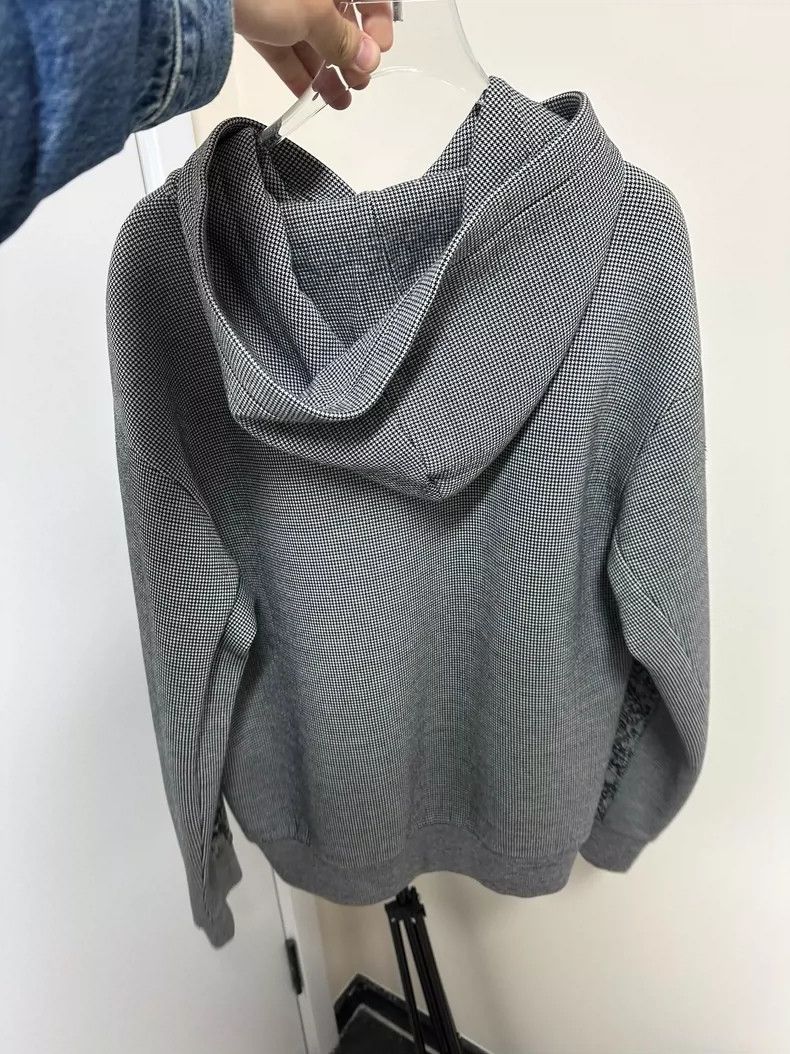 Louis Vuitton LOUIS VUITTON hoodie Size US S / EU 44-46 / 1 - 2 Thumbnail