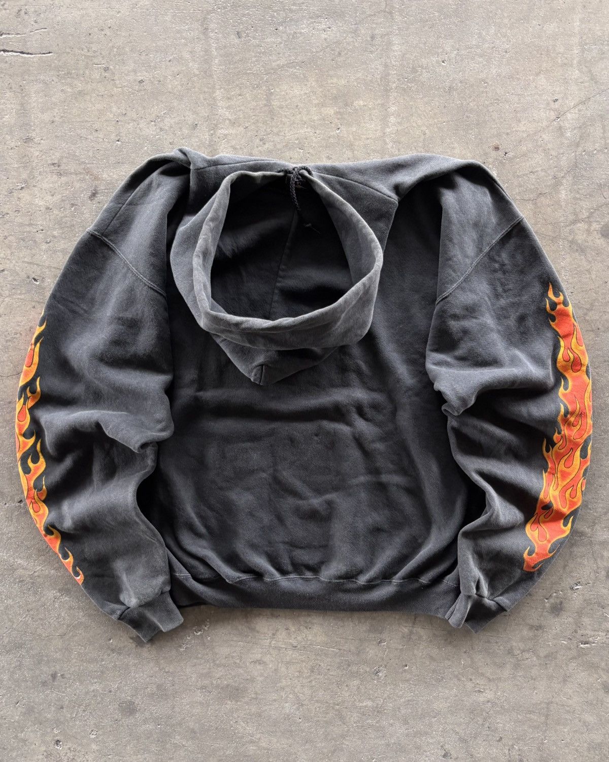 Harley Davidson 🔥RARE🔥1996s V-Twin Harley Davidson Flame Faded Black Hoodie Size US L / EU 52-54 / 3 - 9 Thumbnail