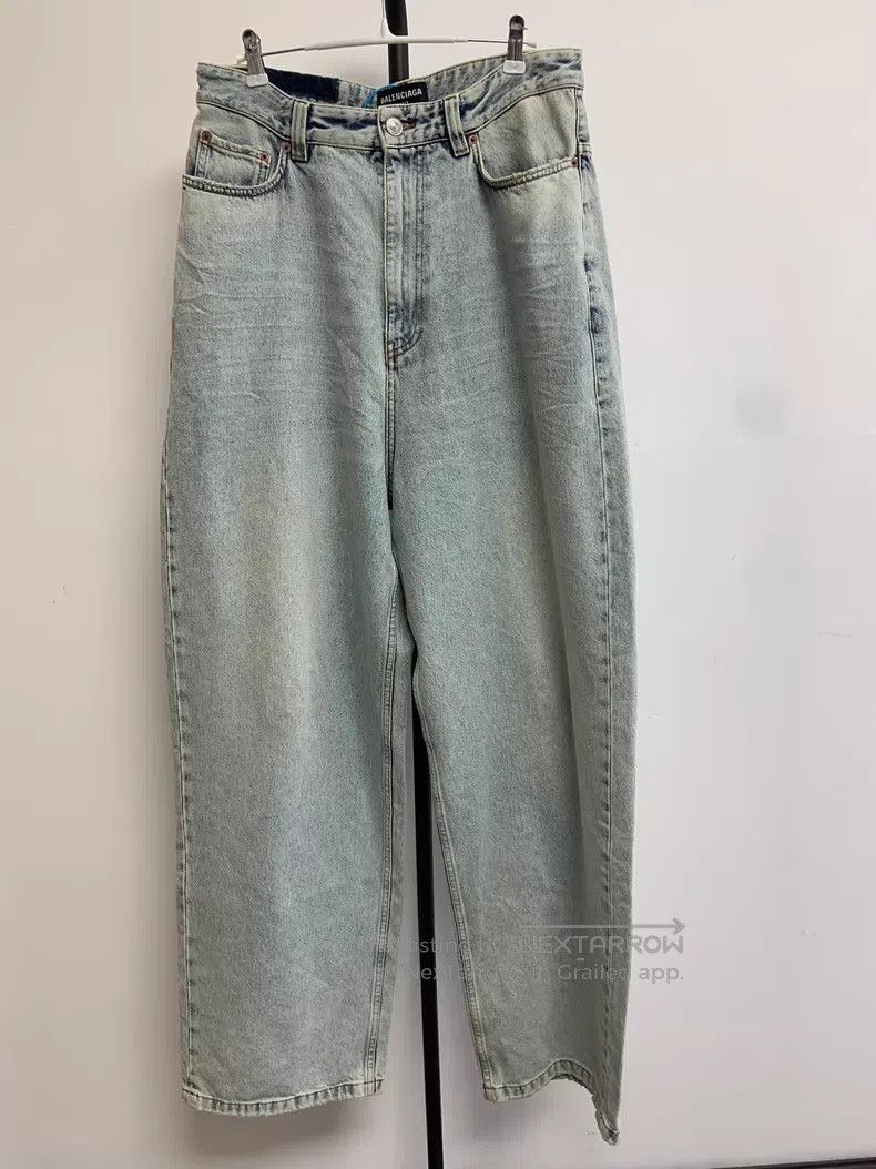 Balenciaga Balenciaga size S Mid-rise extra-large denim long pants Size US 27 - 1 Thumbnail