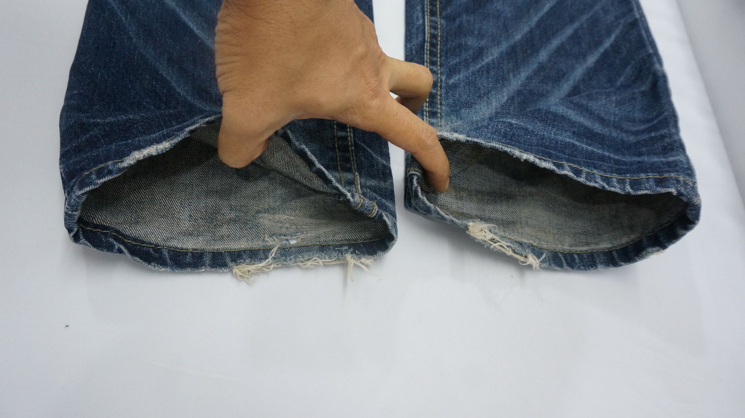 Japanese Brand Vintage 🔥 Yoshitomo Nara x Lolita Distressed Jeans Size US 34 / EU 50 - 14 Thumbnail