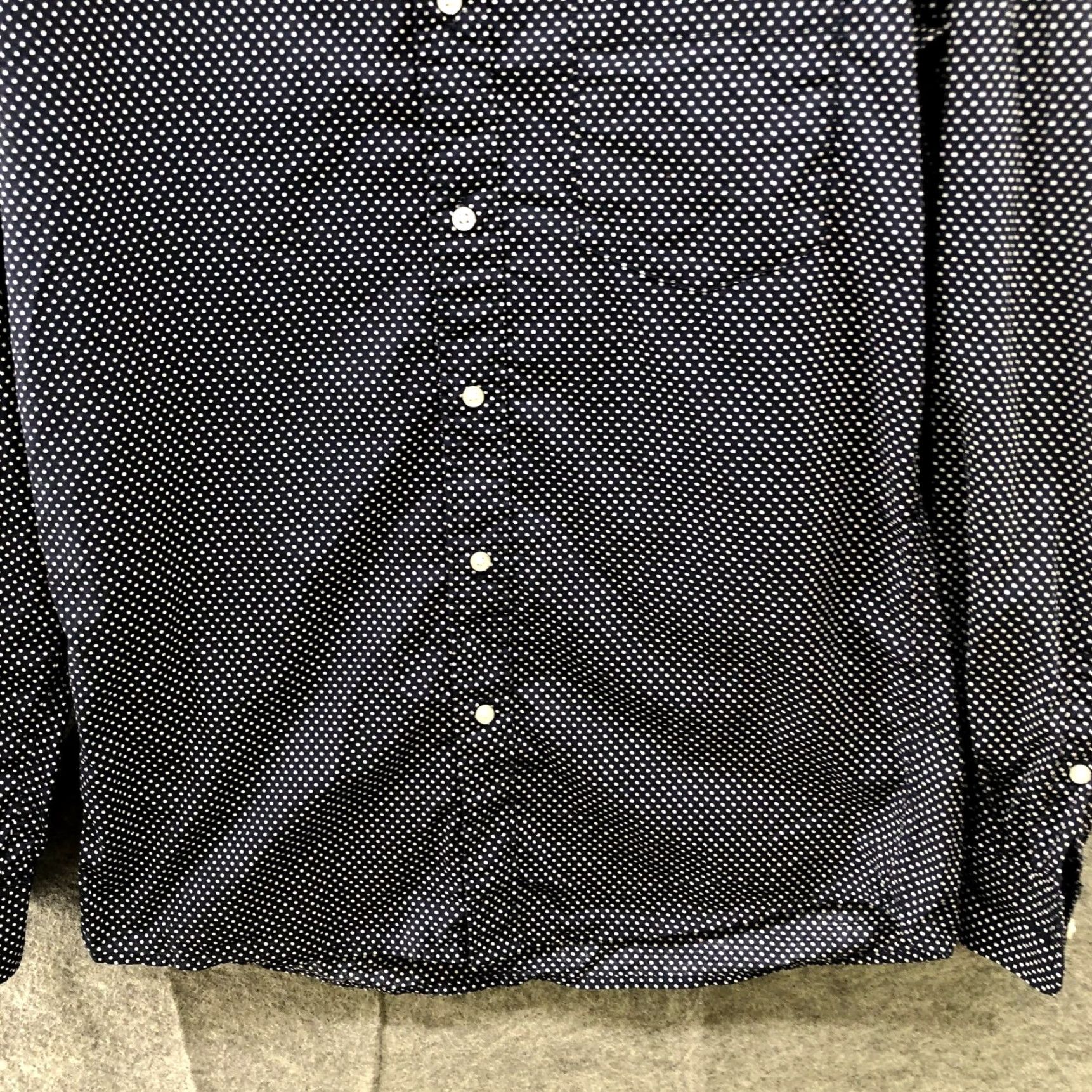 Uniqlo Uniqlo Button Down Shirt Mens M Long Sleeve Navy Blue White Polka Dot Cotton Button-Up Collared Pocketed Casual Size US M / EU 48-50 / 2 - 4 Thumbnail