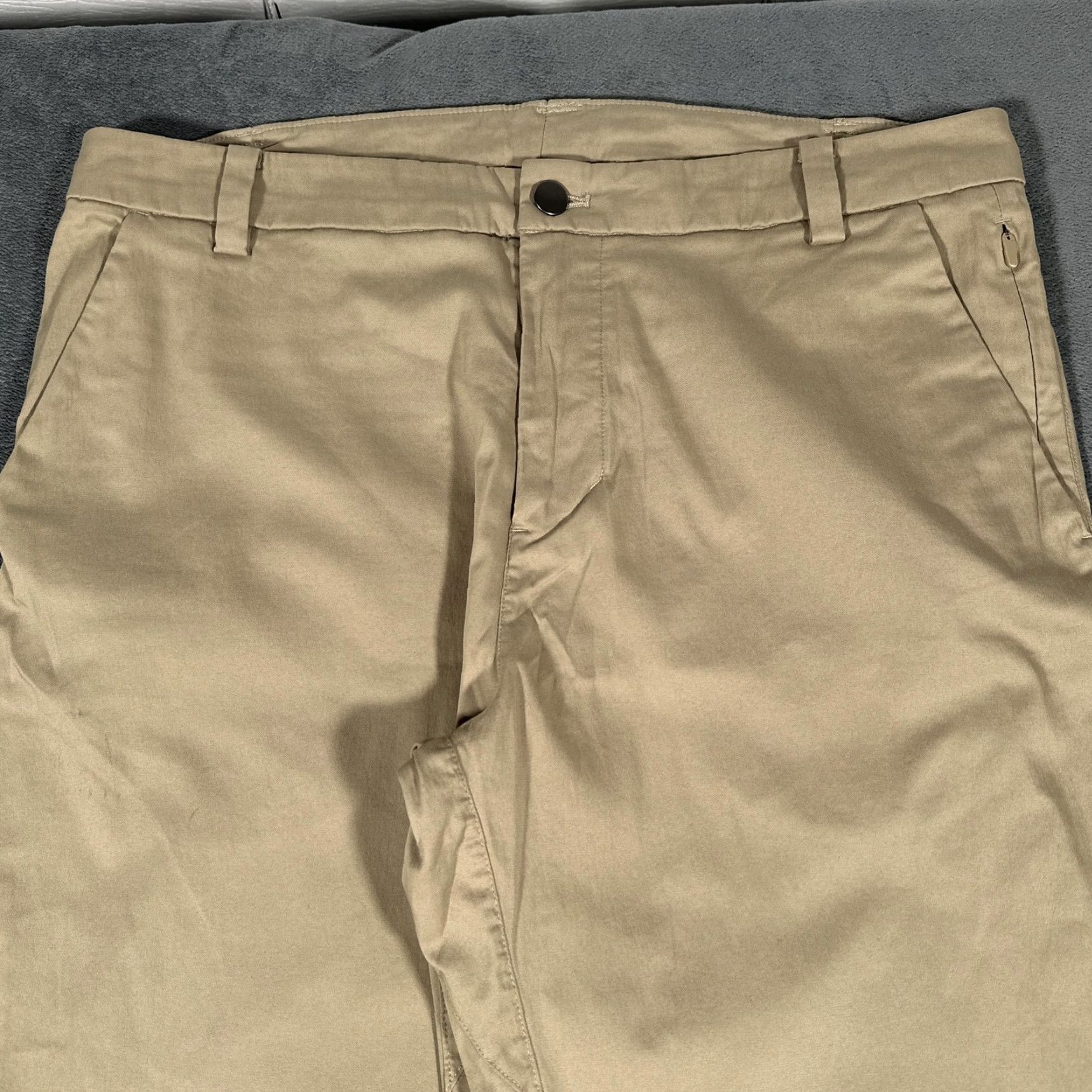 Lululemon VINTAGE? No. Lululemon Men Chino Pants 34 Regular Beige Classic Lean Tapered Flat Front Zip Fly Pockets 30 Inseam Mens Size US 34 / EU 50 - 2 Thumbnail