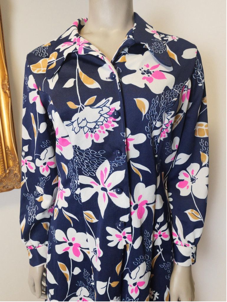 Vintage 1970’s plus size women’s vintage casual floral day dress Size M / US 6-8 / IT 42-44 - 4 Thumbnail