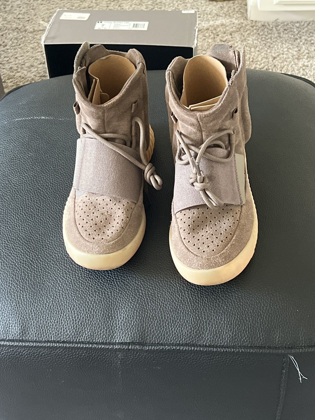 Yeezy yeezy Size US 7 / EU 40 - 3 Thumbnail