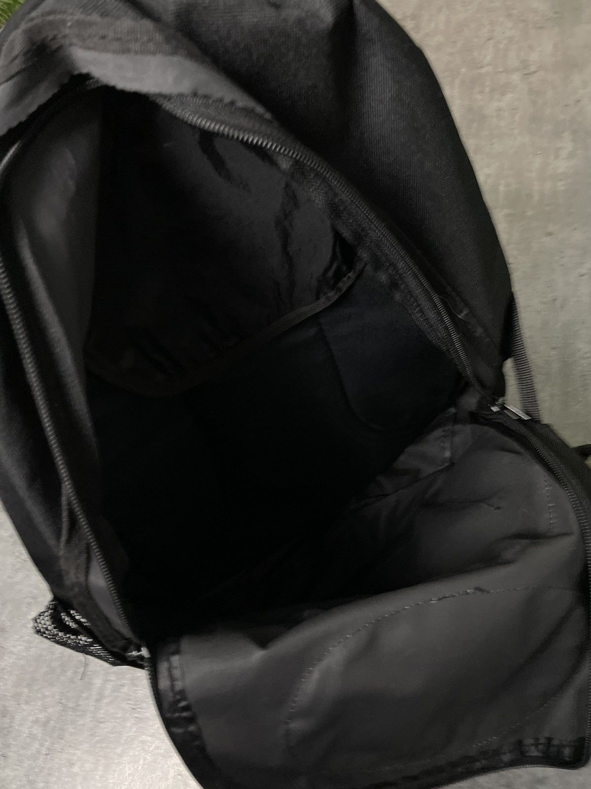 Oakley × Vintage Vintage 90’s Oakley Bagpack Size ONE SIZE - 5 Thumbnail