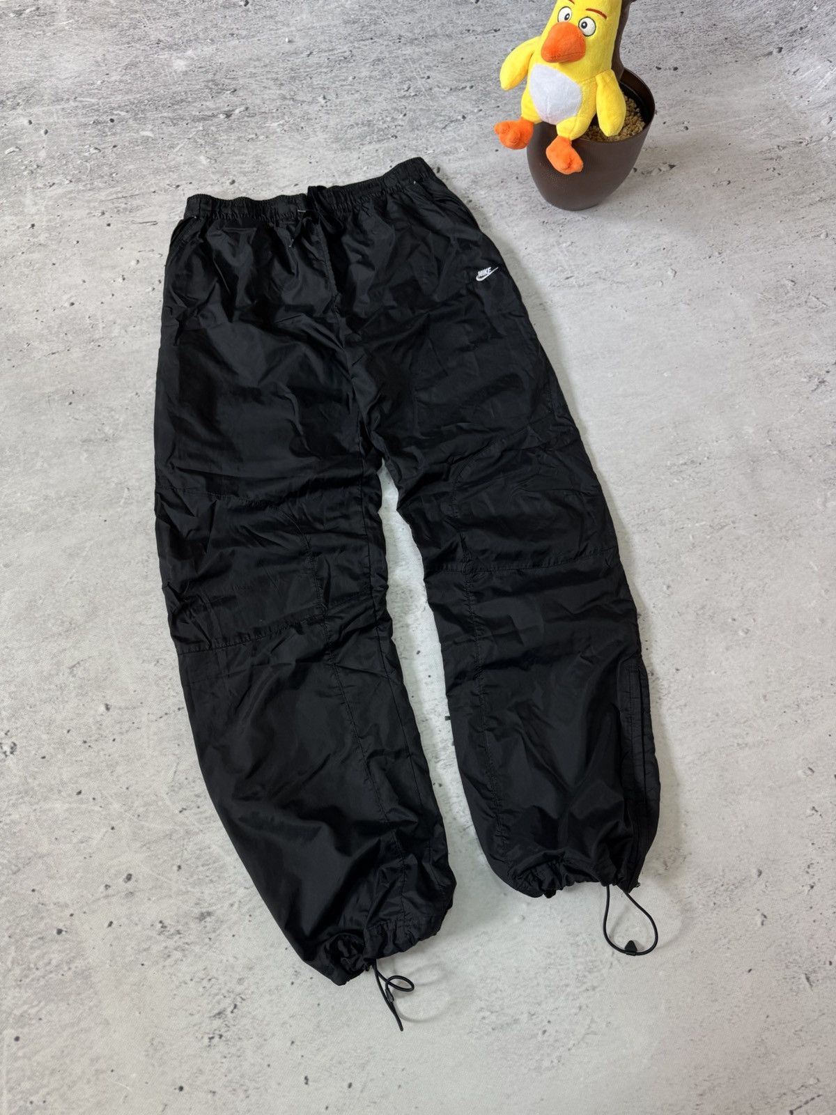 Nike × Vintage NIKE NYLON VINTAGE Y2K OVERSIZE BAGGY FIT PANTS SWEATPANTS Size US 32 / EU 48 - 2 Thumbnail
