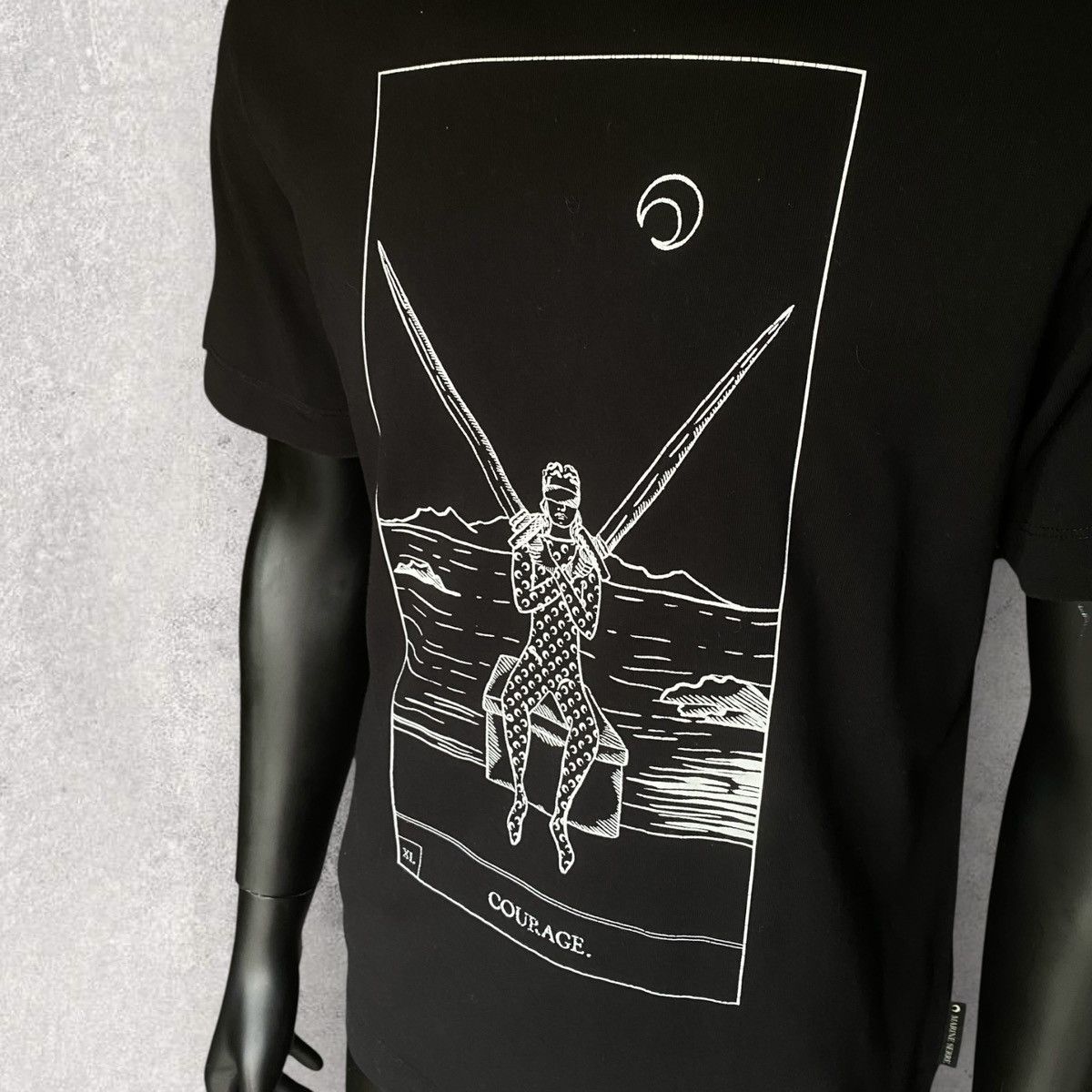 Marine Serre “Courage" tarot card print T Shirt Size US S / EU 44-46 / 1 - 3 Thumbnail