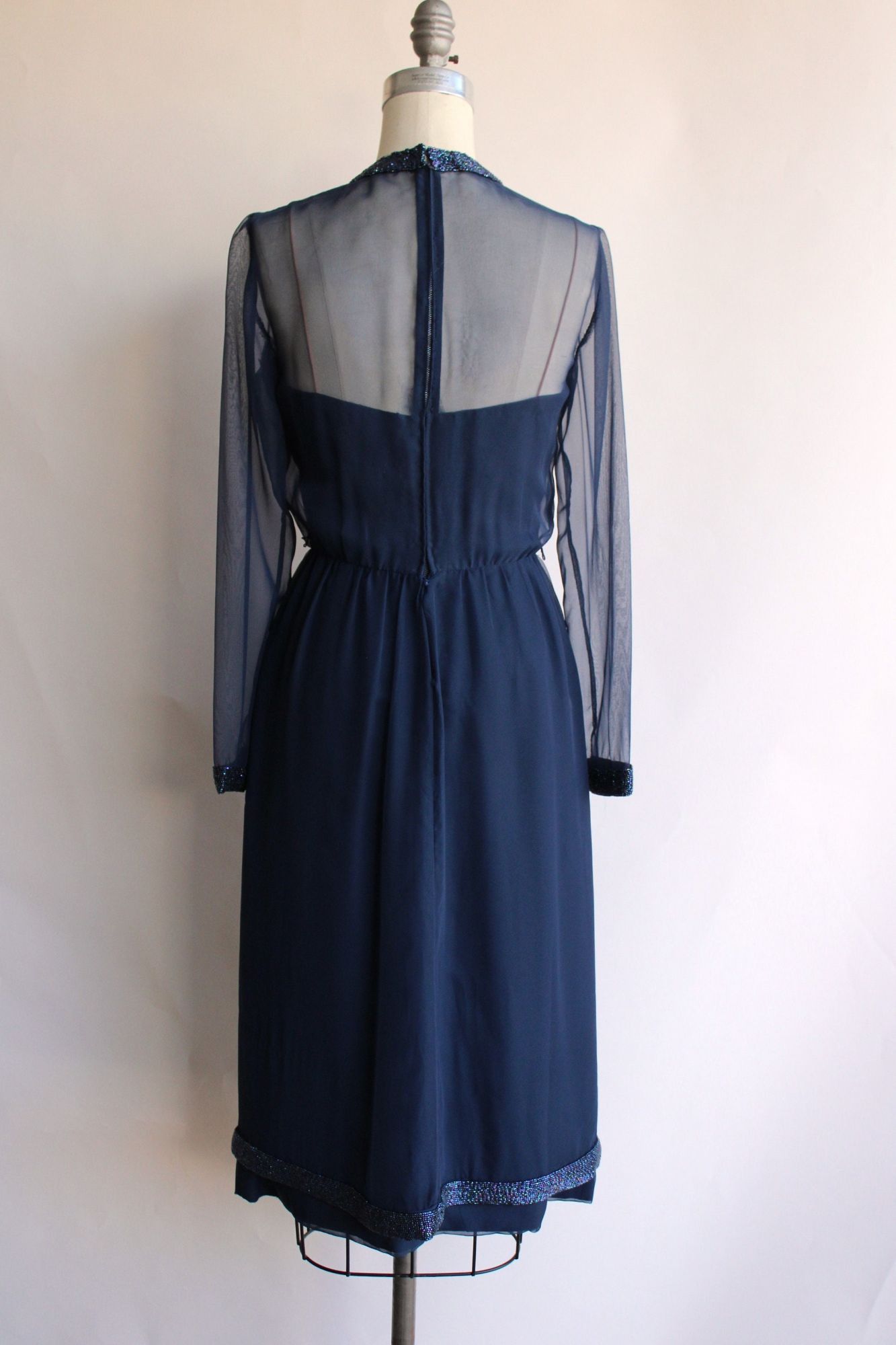 Vintage Vintage 1960s Dress, Victoria Royal Ltd. Navy Blue Cocktail Size M / US 6-8 / IT 42-44 - 10 Thumbnail
