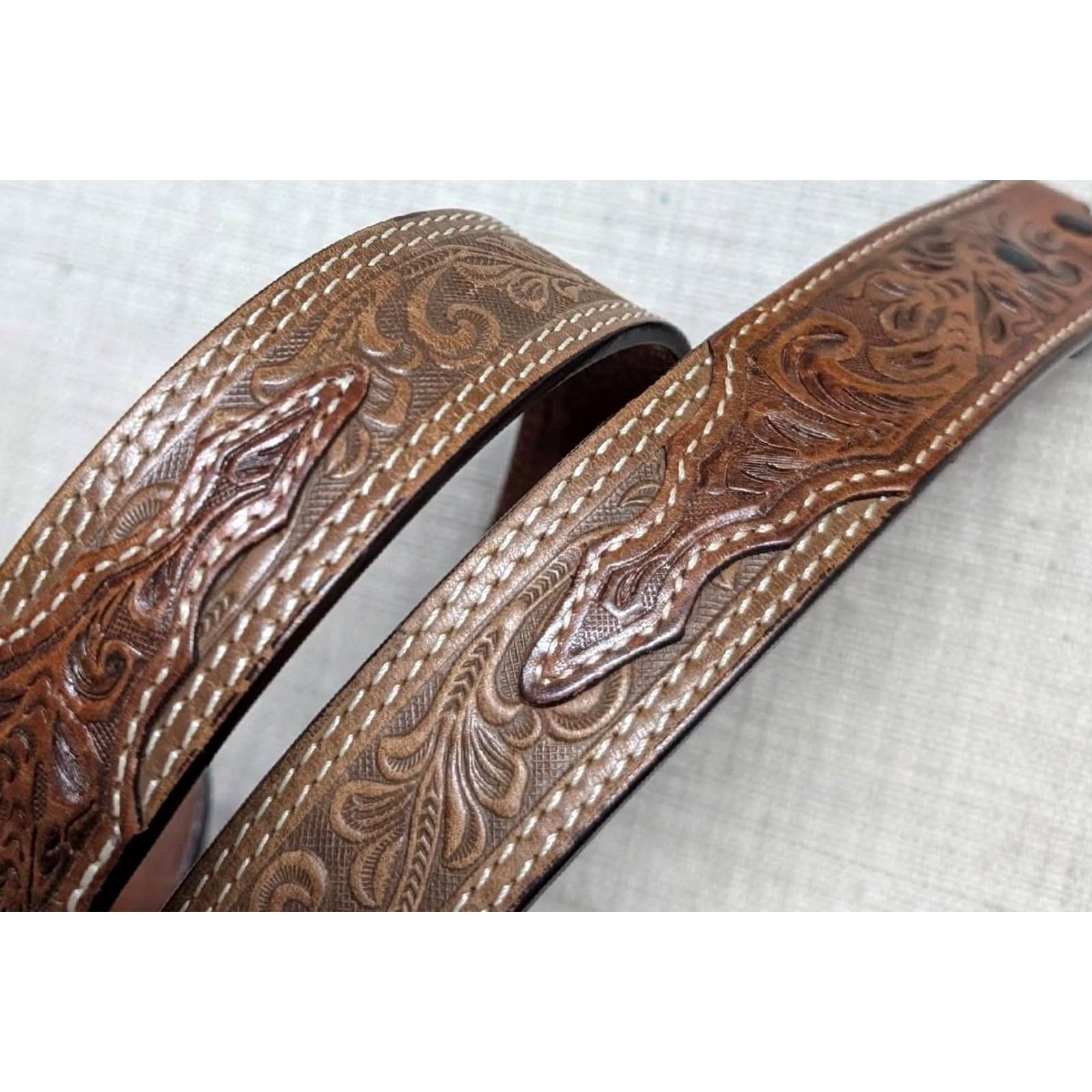 Vintage VINTAGE tooled western belt 32 brown cowhide leather 3D belt Mens belt Western buckle belt Size 32 - 4 Thumbnail