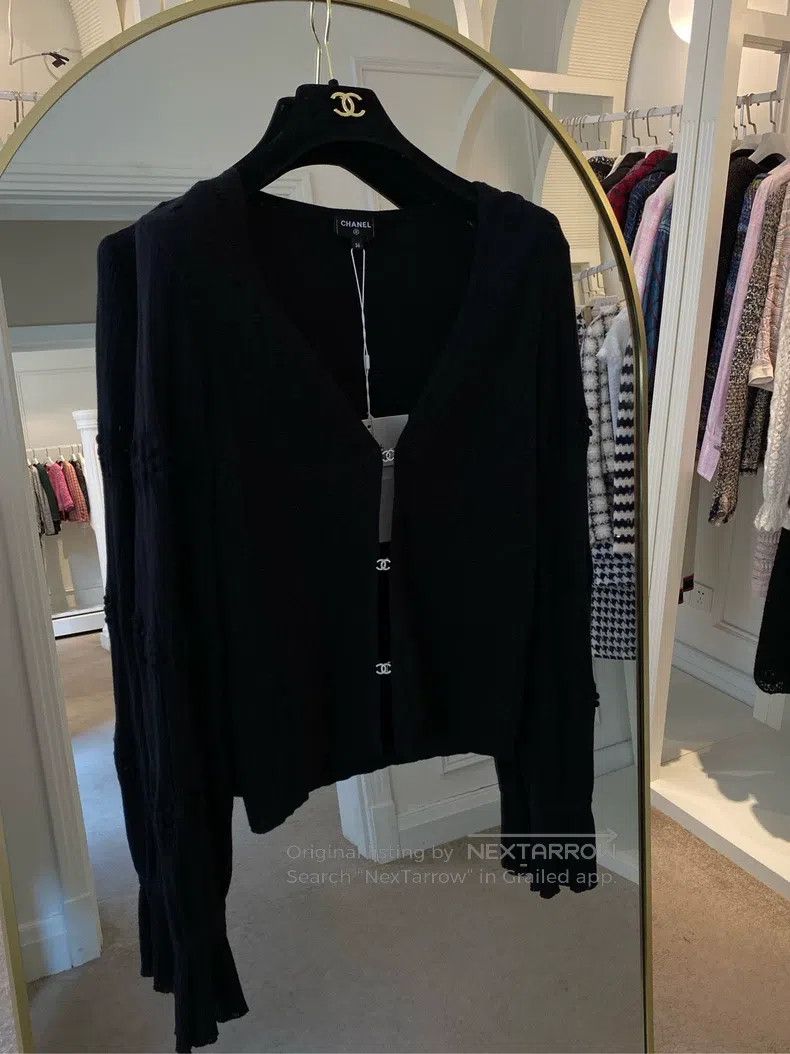 Chanel Chanel 24S black bow diamond buckle cardigan coat Size XS / US 0-2 / IT 36-38 - 1 Thumbnail