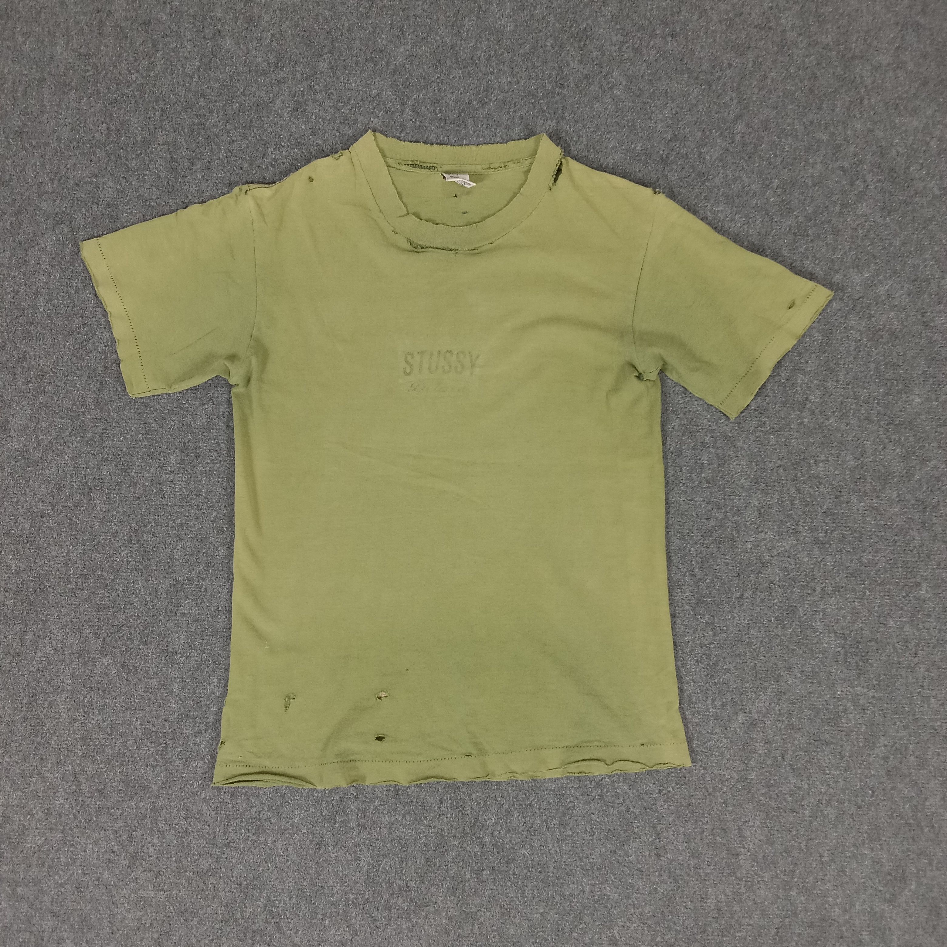Stussy × Vintage Stussy Deluxe Distressed Style Tshirt Size US S / EU 44-46 / 1 - 5 Thumbnail