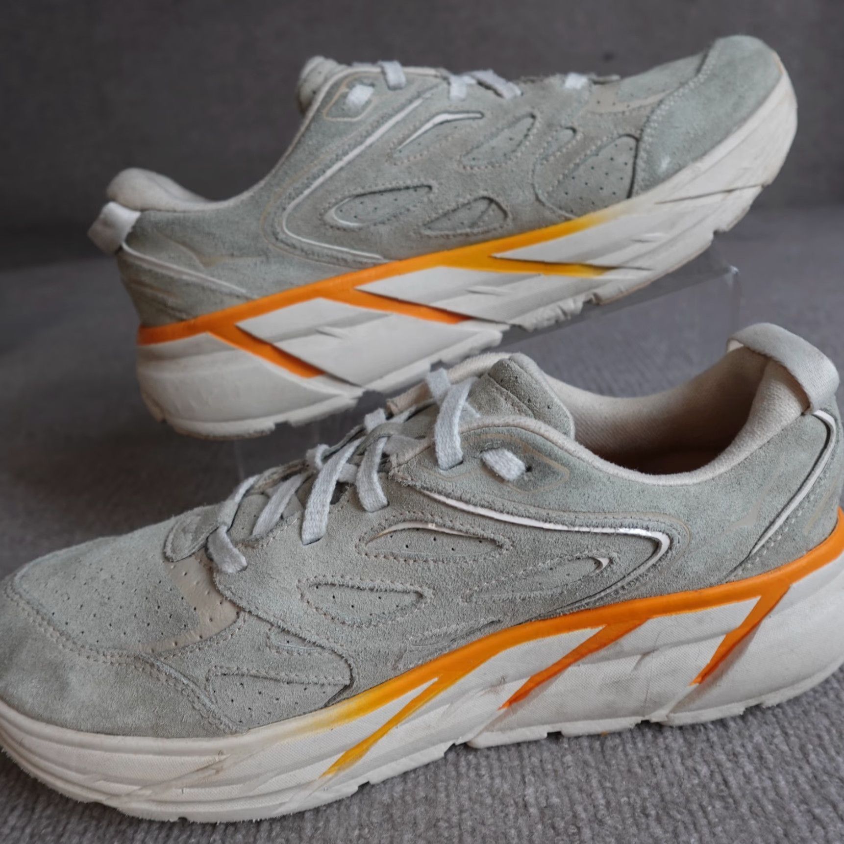 Vintage Hoka Sneakers Mens 10 Womens 11 Gray U Clifton L Suede Shortbread Size US 10 / IT 40 - 5 Thumbnail
