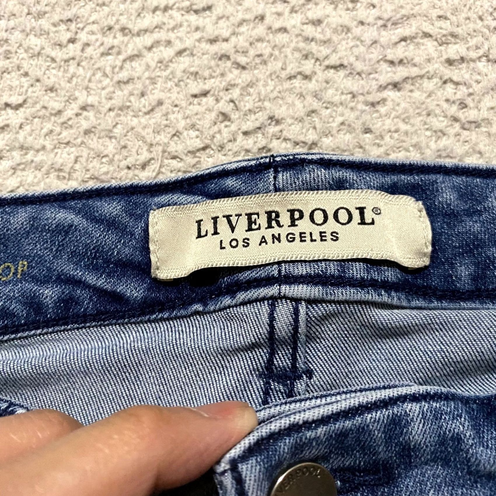 Denime Liverpool Jeans Liverpool Womens Jeans Blue Medium Wash 8 Skinny Crop 5-Pocket Denim Stretch Mid Rise Womens Jeans Size 30" / US 8 / IT 44 - 3 Thumbnail