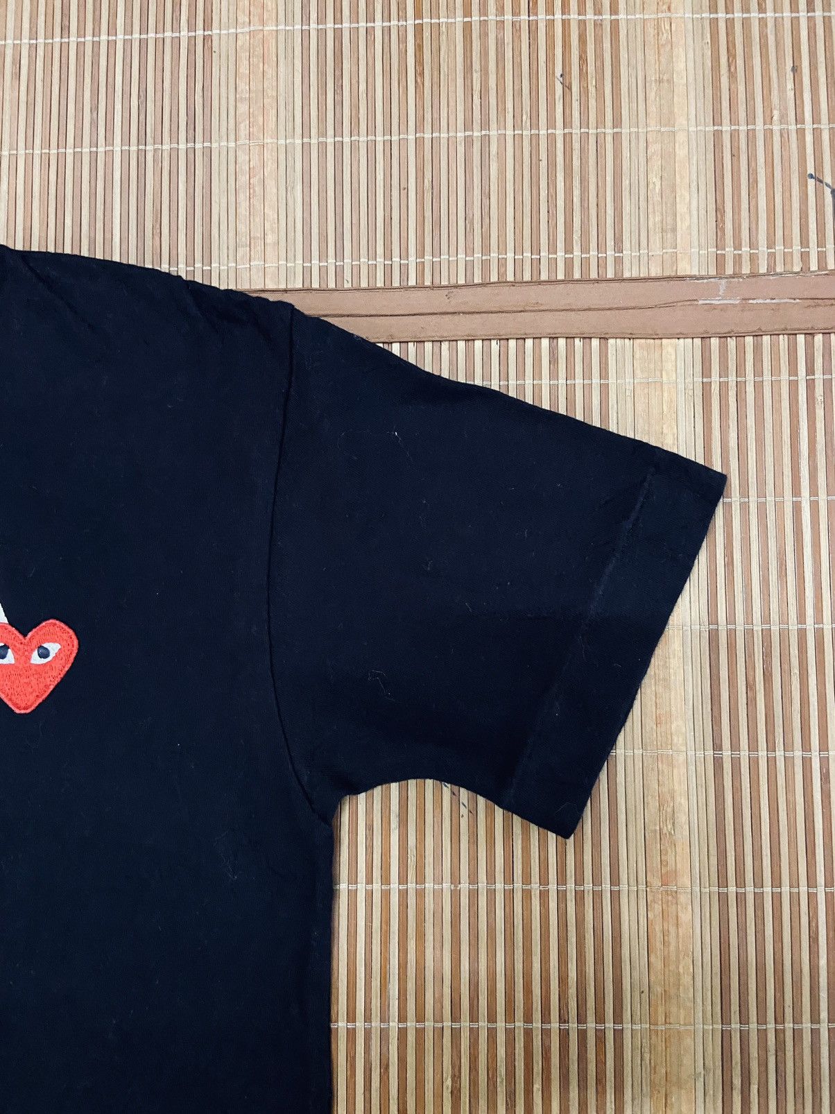 Comme des Garcons × Japanese Brand COMME DES GARCONS PLAY TEE Size S / US 4 / IT 40 - 8 Thumbnail