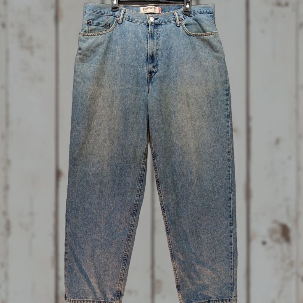 Levi's VINTAGE Levi's 560 Comfort Fit Jeans Men's 40x32 Blue Denim Pants Distressed 5-Pocket Design Size US 40 / EU 56 - 1 Thumbnail