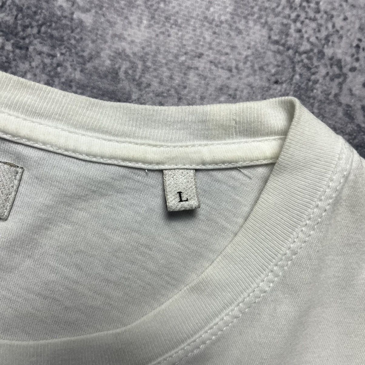 Diesel Vintage Diesel Big Central Logo Tee Streetwear Y2K Designer Size US L / EU 52-54 / 3 - 9 Thumbnail