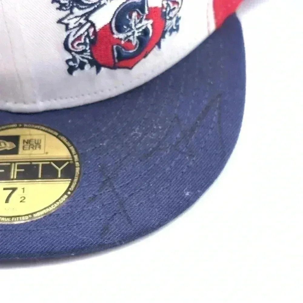 Designer Seattle Mariners Autographed by 3 baseball cap. 59fifty 7.5 Size ONE SIZE - 4 Thumbnail